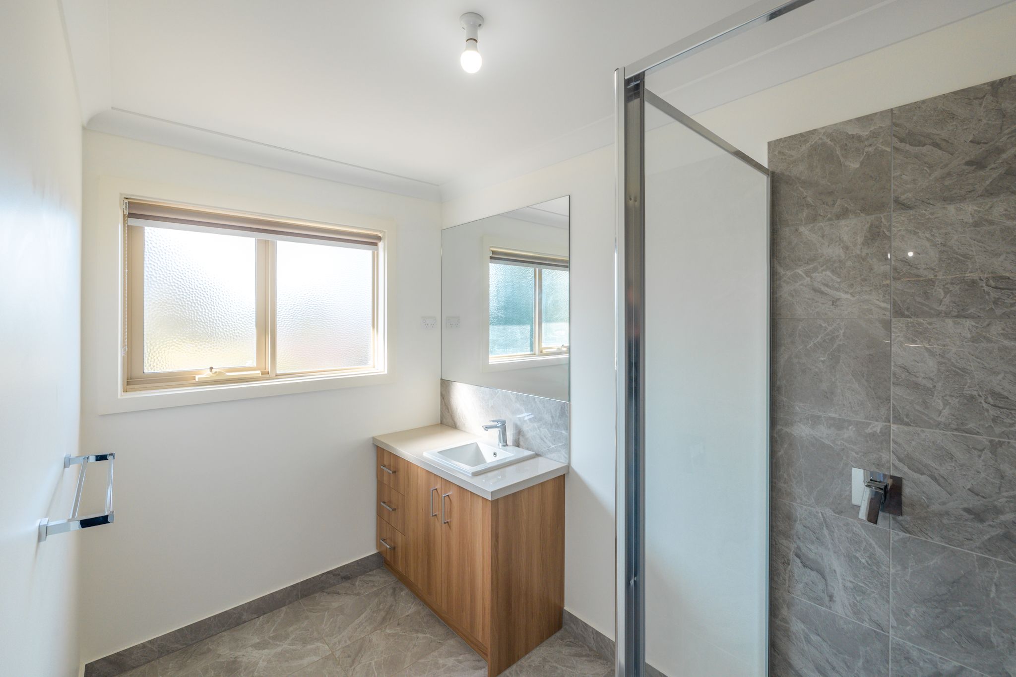 2/62 Scoresby Road — photo 9 of 14
