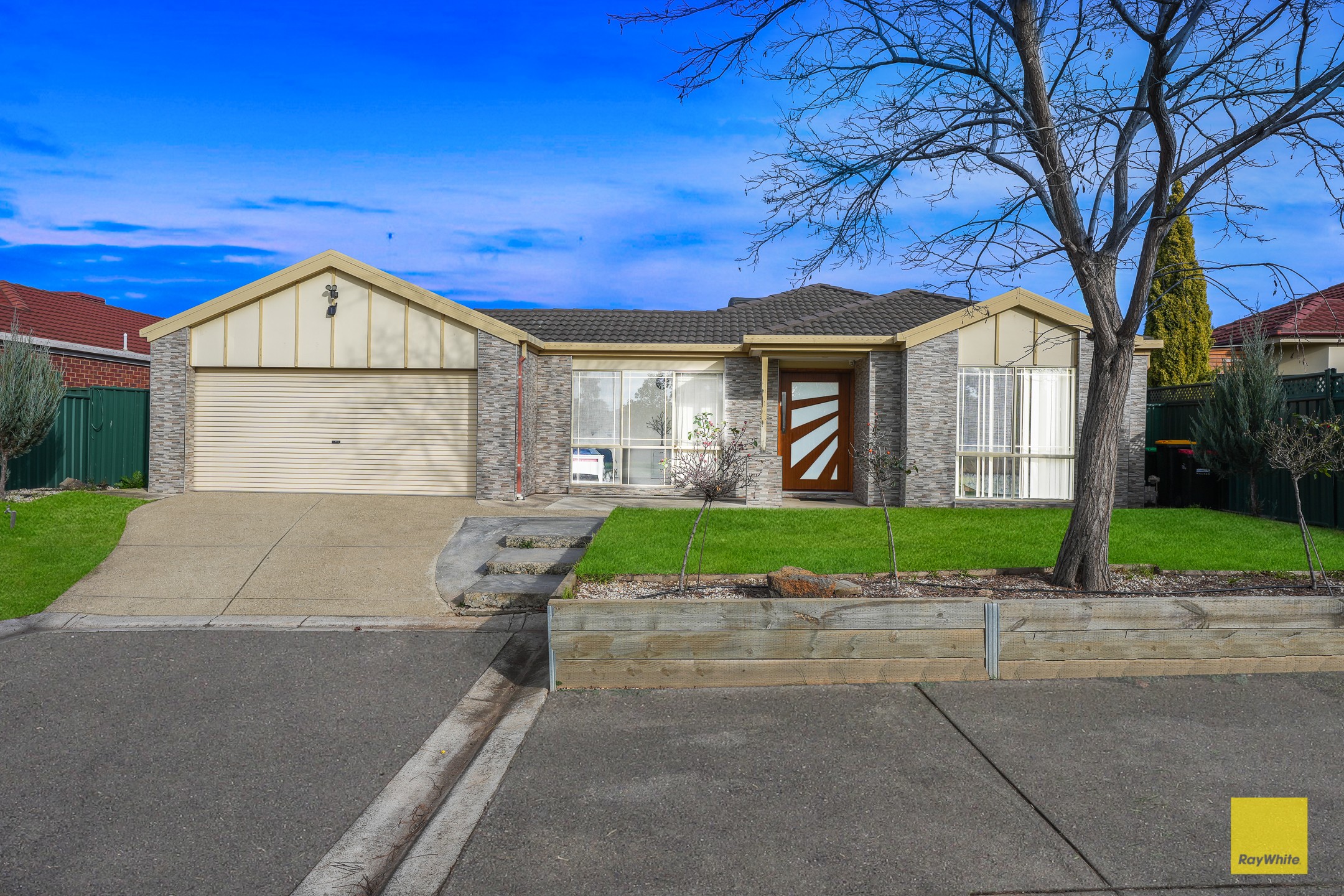 5 Provis Close, Burnside, VIC 3023