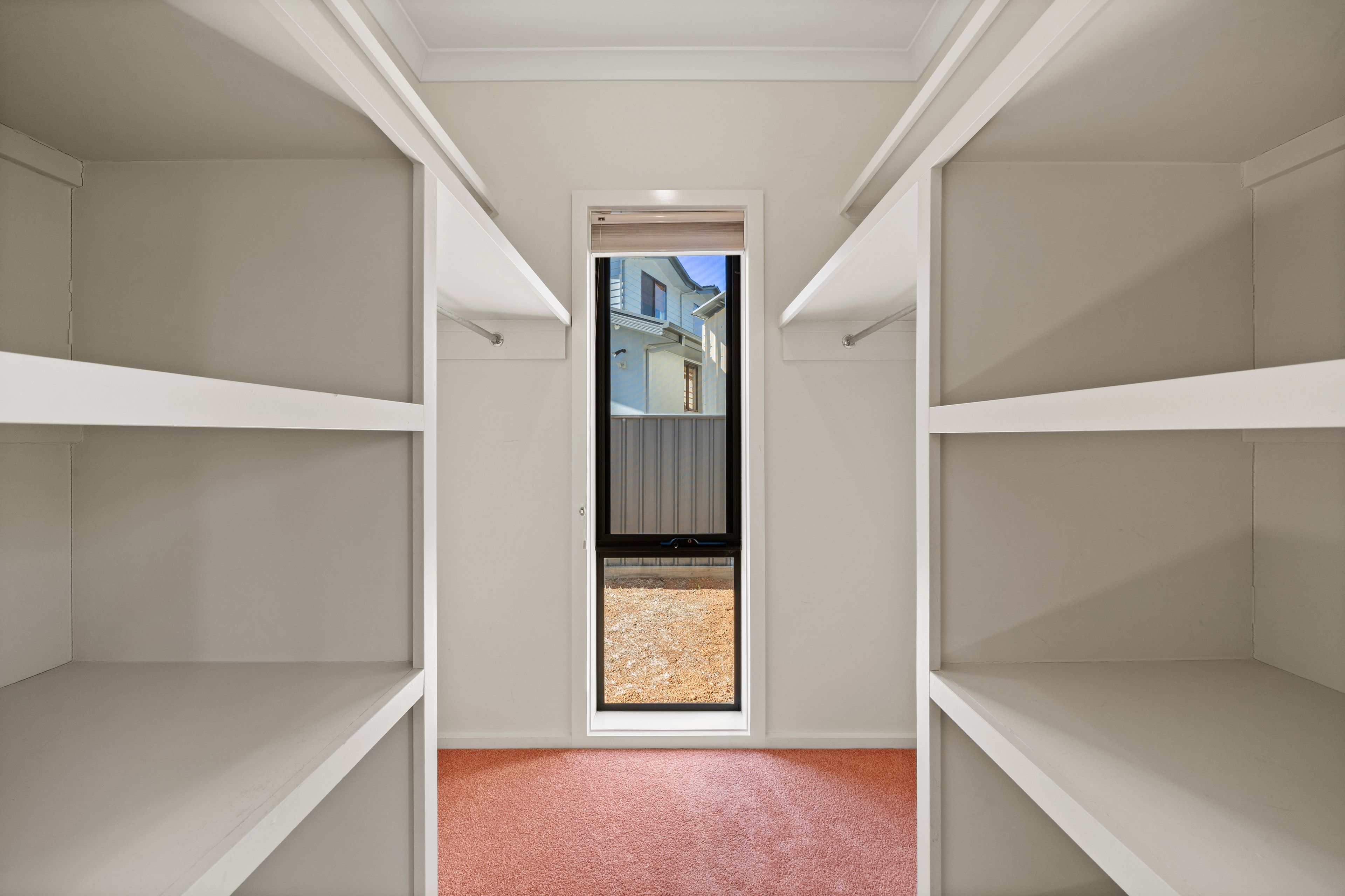 118A Bacchus Circuit — photo 8 of 19