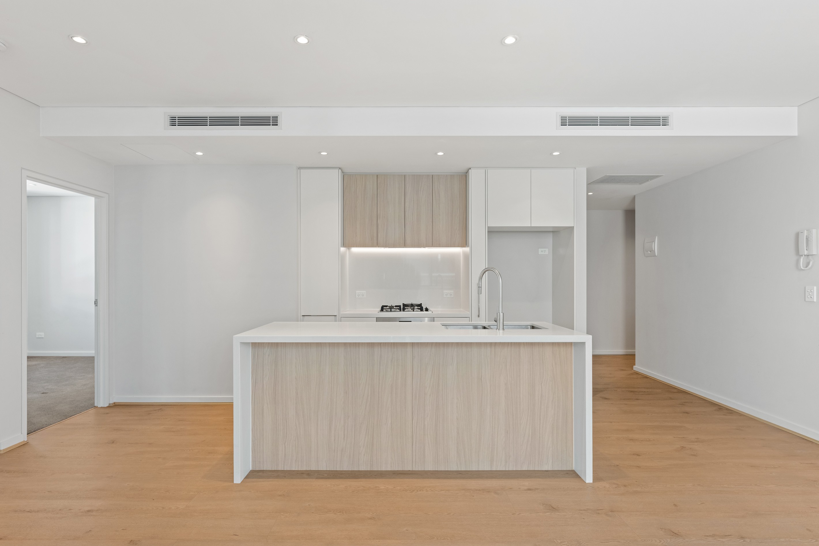 202/66 Glencoe Street, Sutherland, NSW 2232