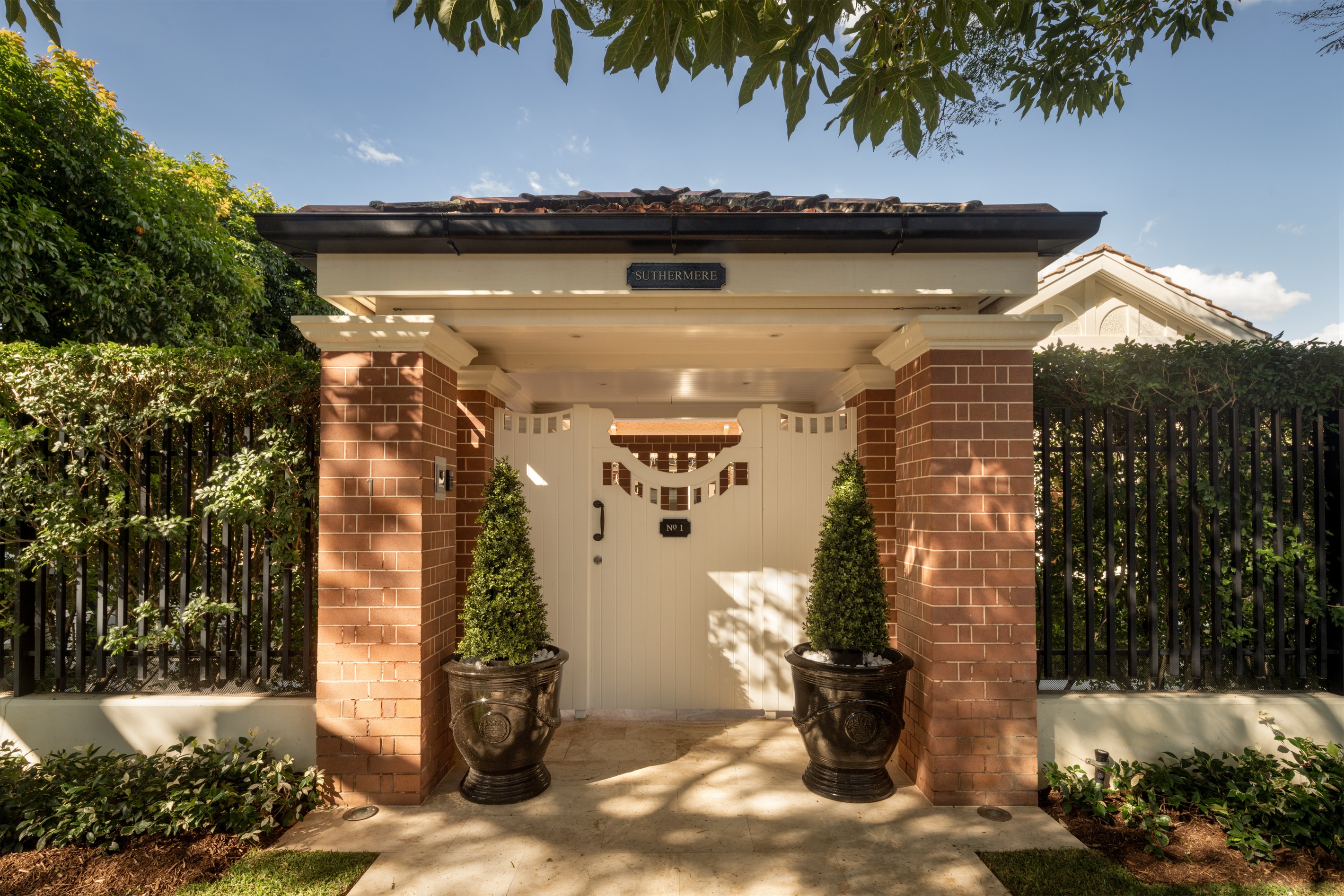 1 Sutherland Avenue, Ascot, QLD 4007