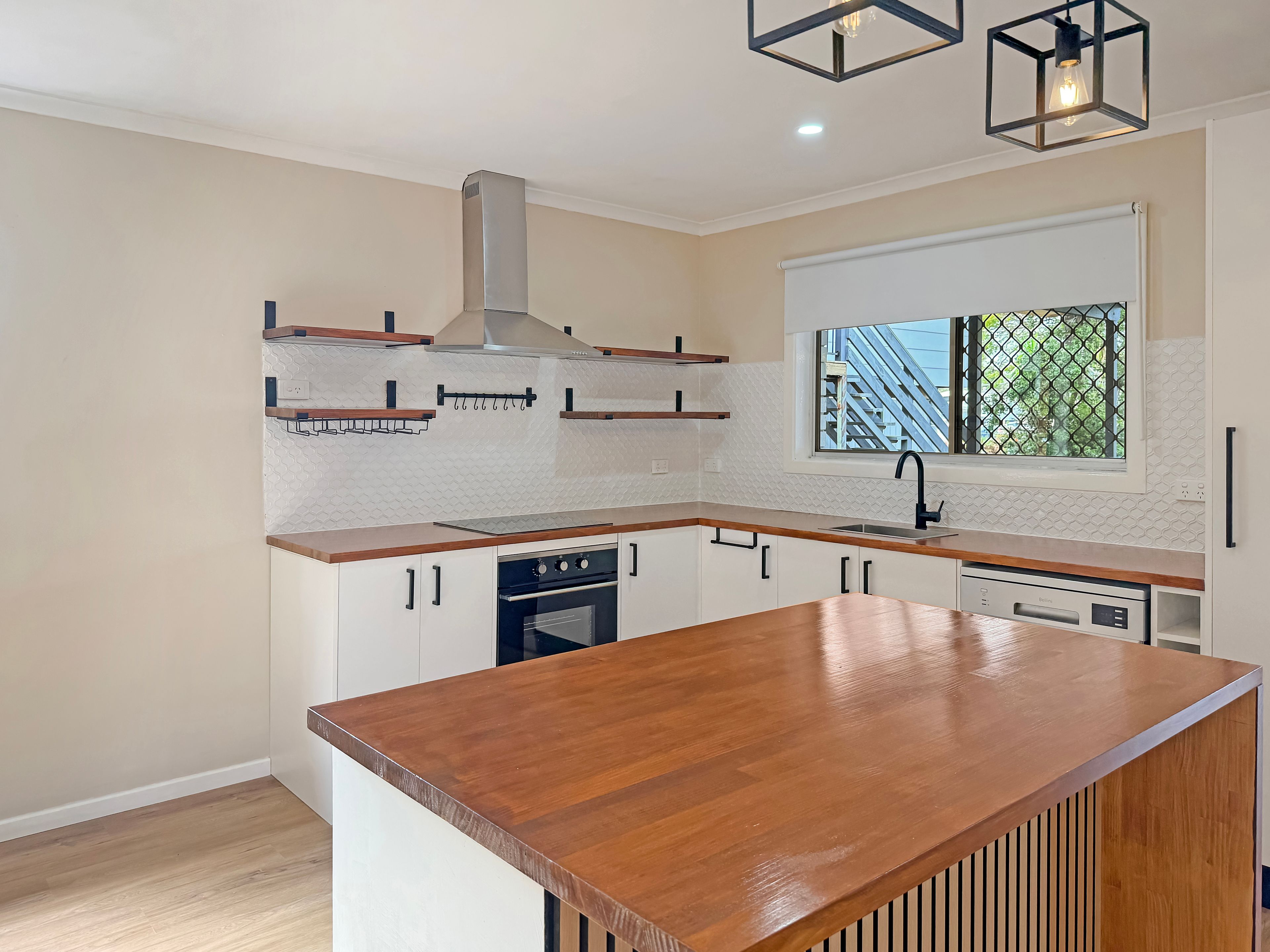 65 Domnick Street — photo 3 of 10