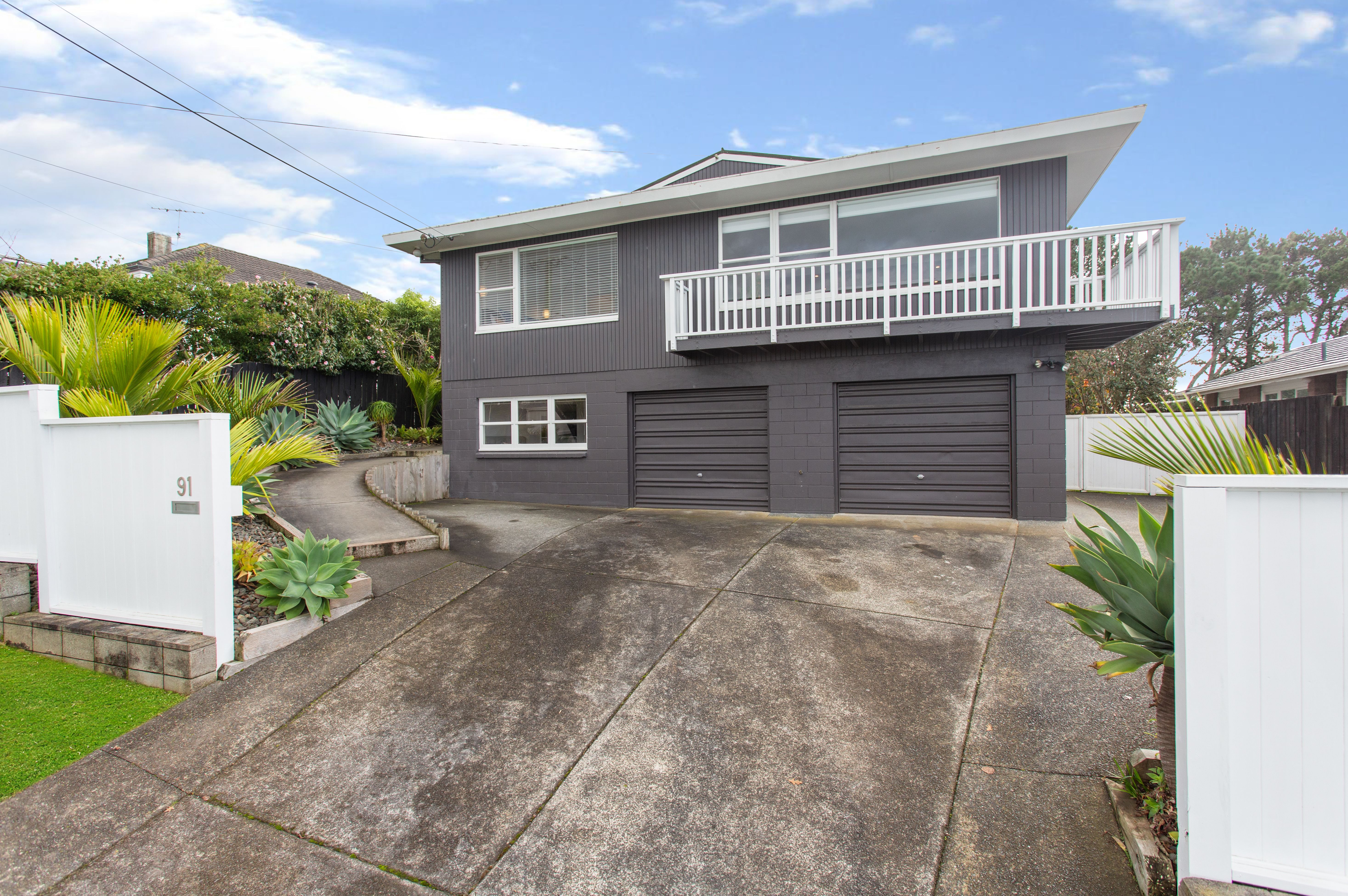 91 Sunrise Avenue, Murrays Bay, North Shore City