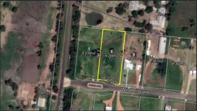 3 Windmill Lane, Emerald QLD 4720