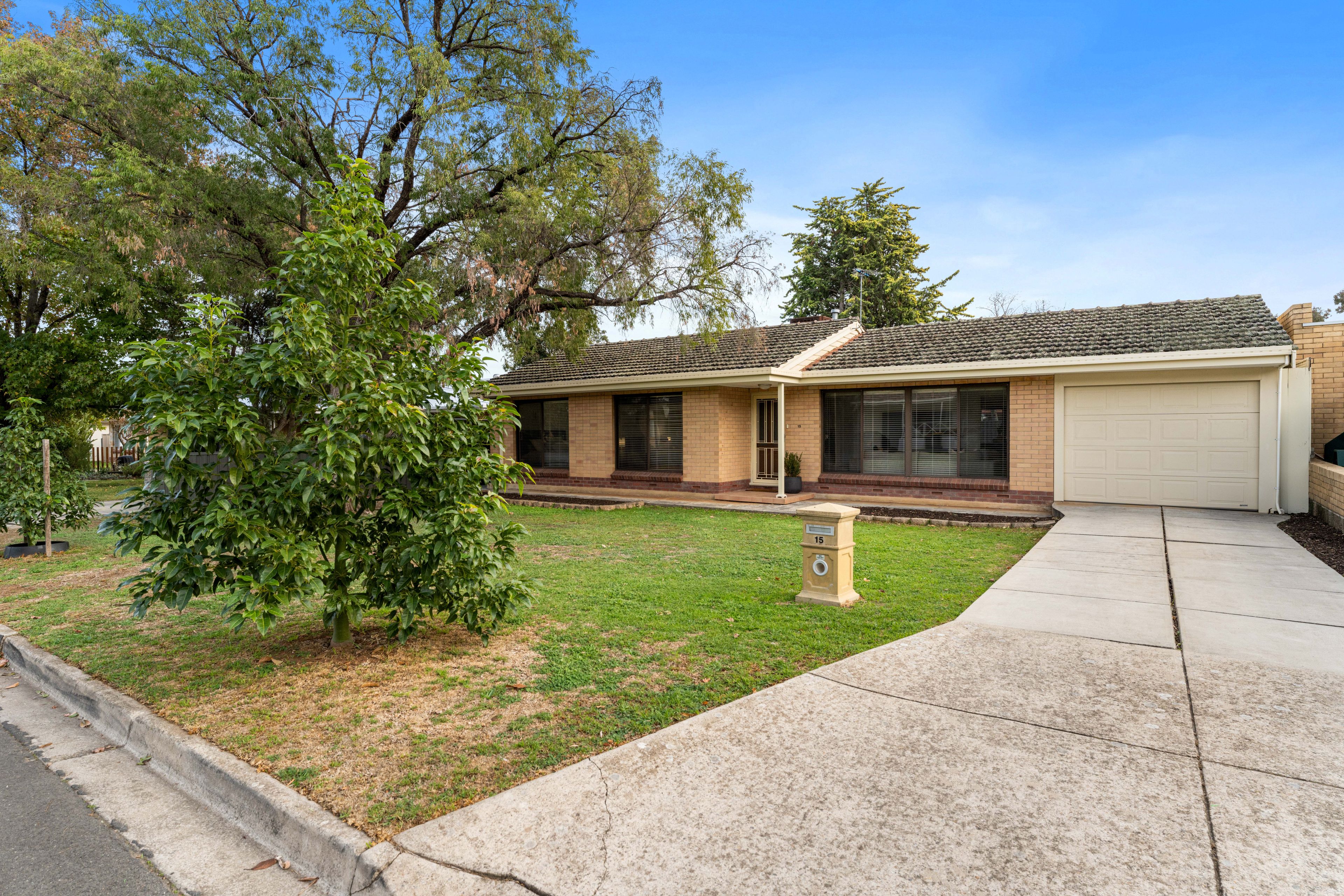 15 Beaufort Crescent, Felixstow, SA 5070