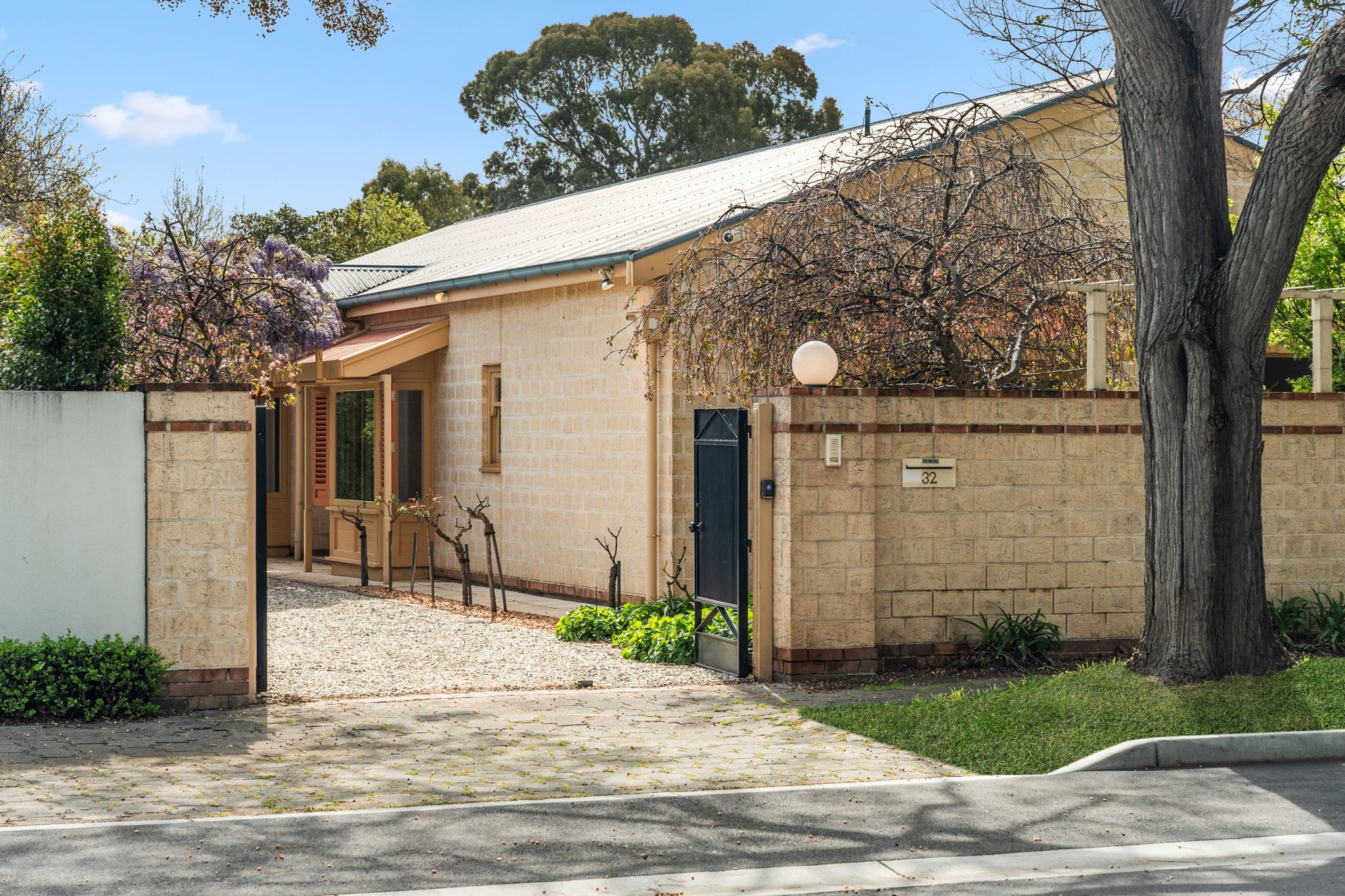 32 Eighth Avenue, St Peters, SA 5069
