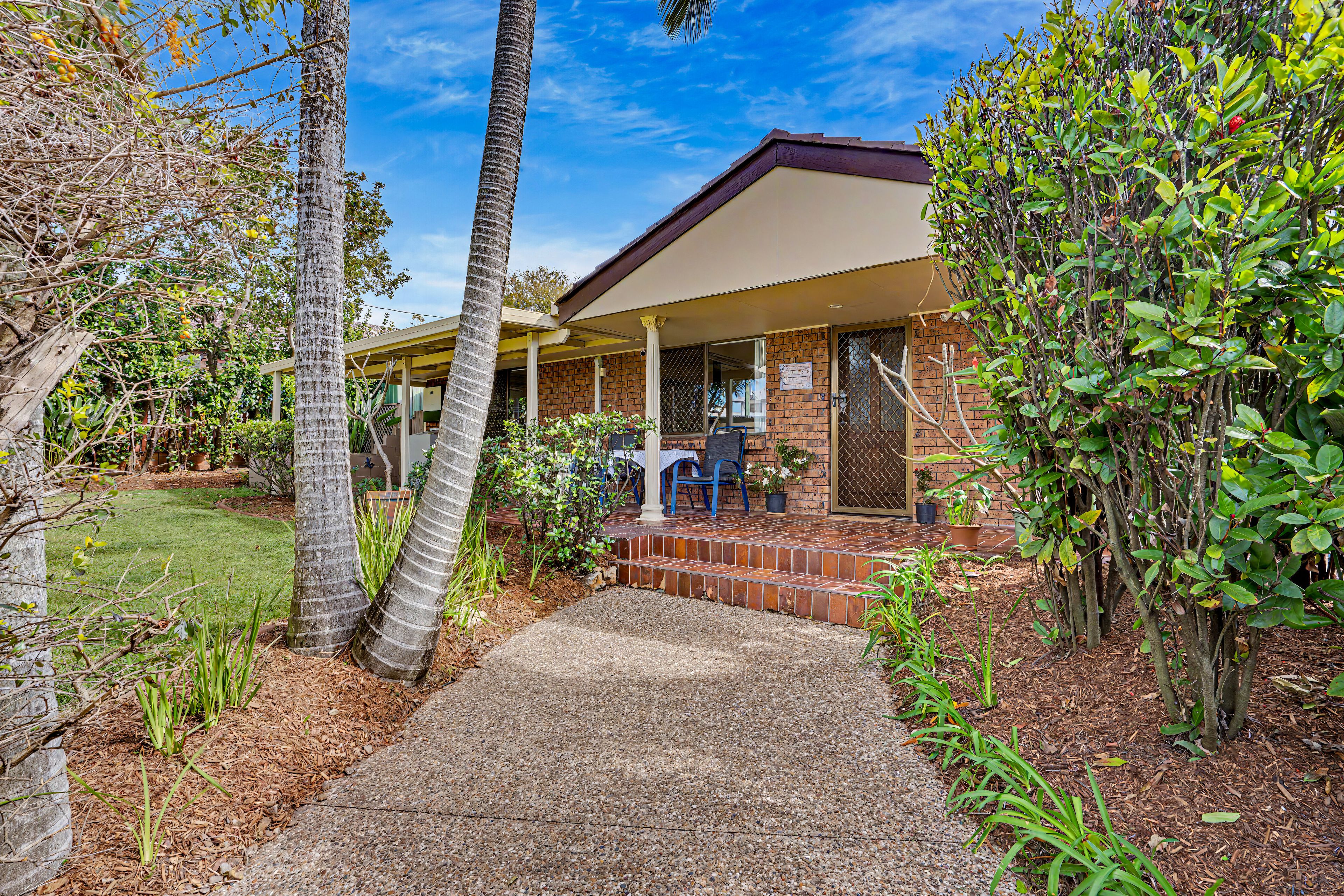 205 Heeb Street — photo from Ray White Benowa