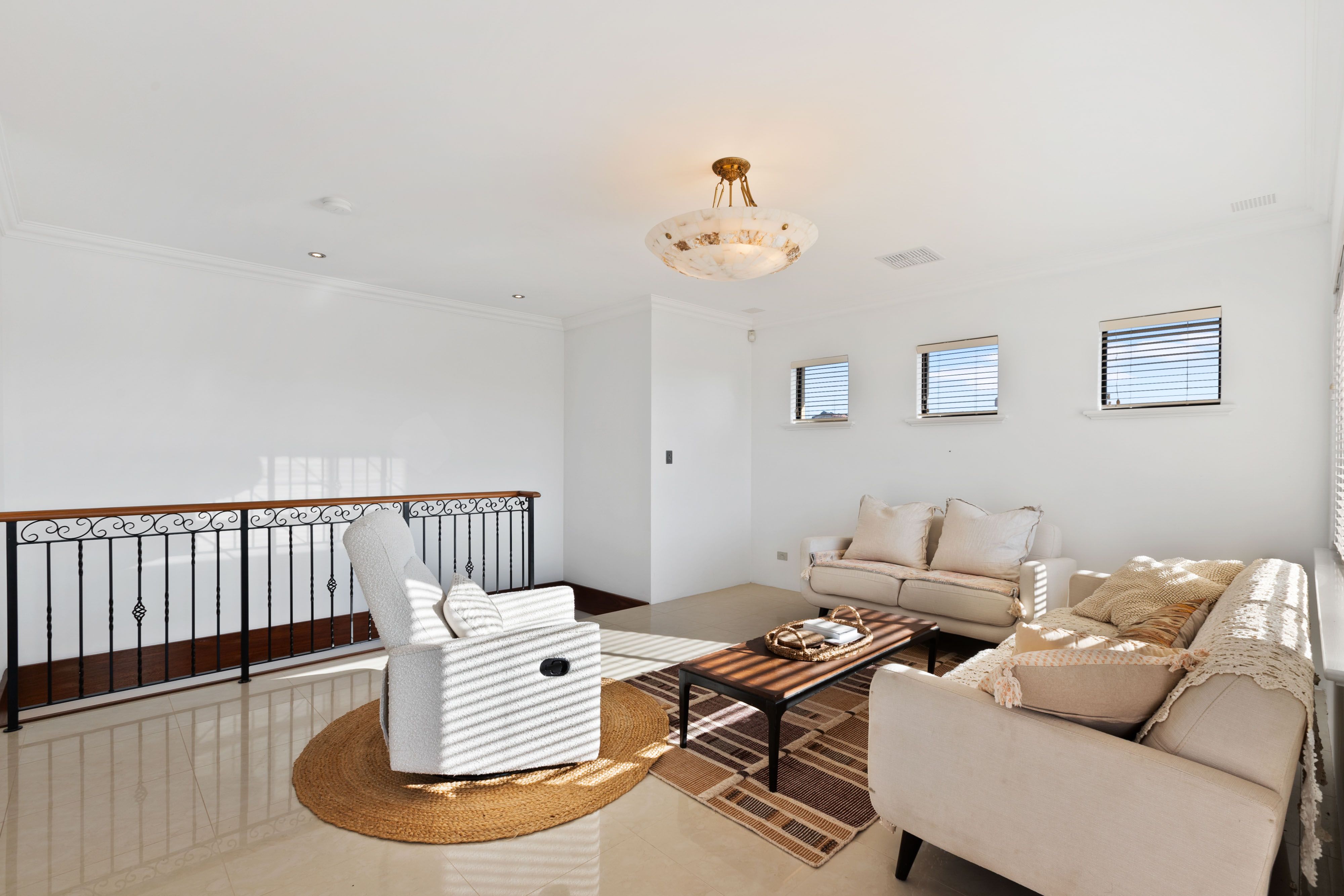 5 Montague Way — photo 12 of 30