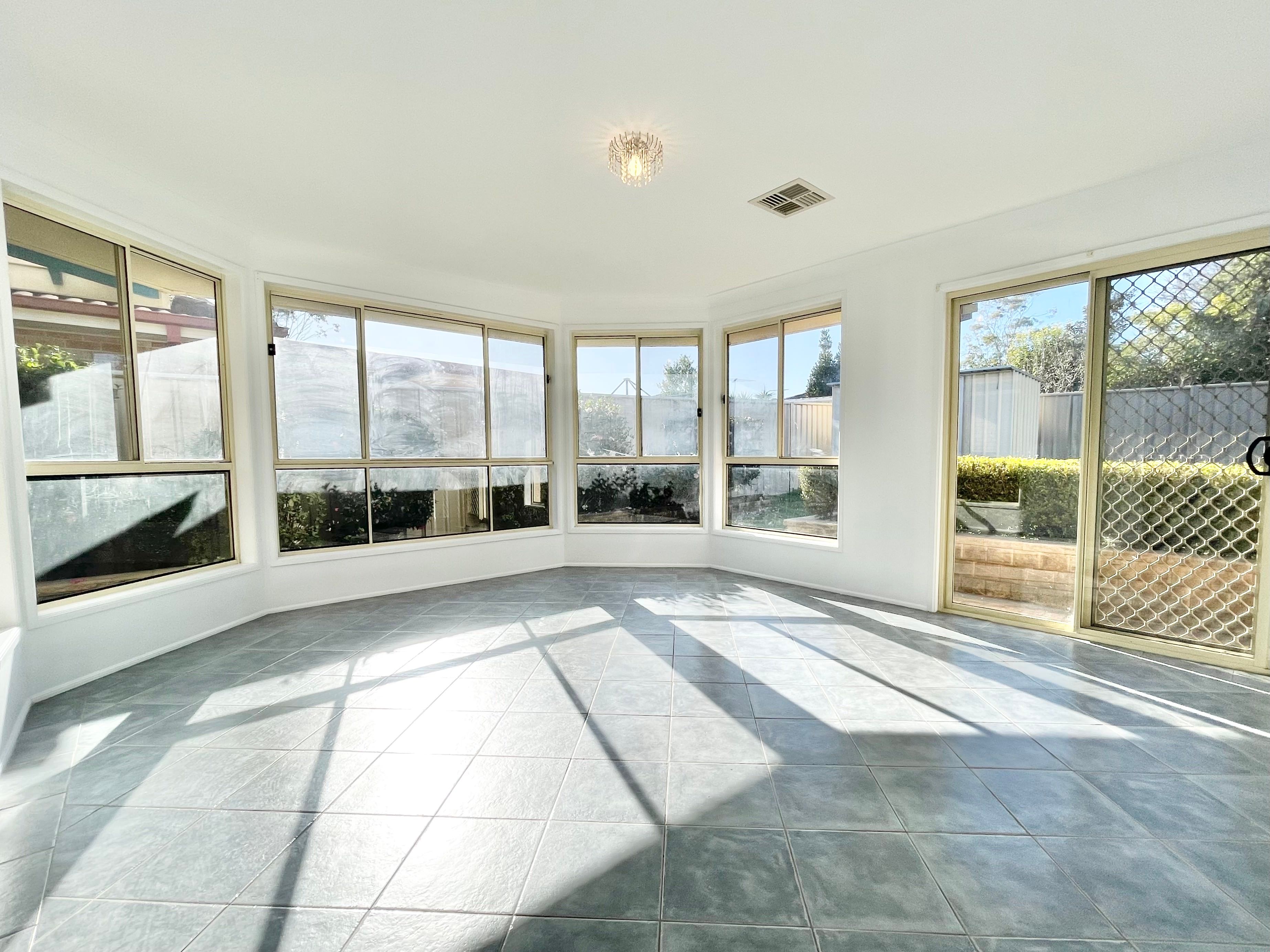 241 Junction Road, Ruse, NSW 2560