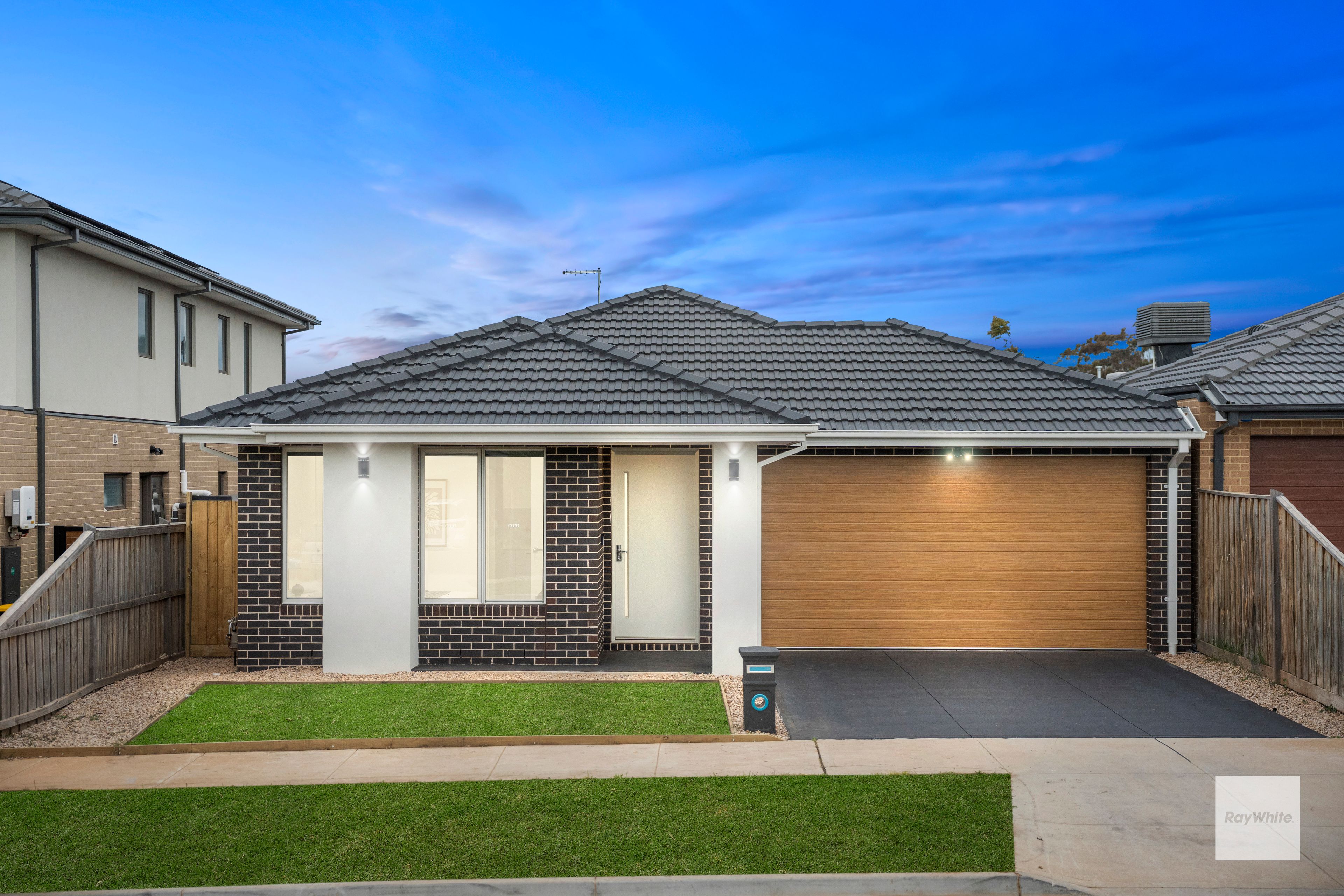 29 Dandelion Crescent , Rockbank VIC 3335