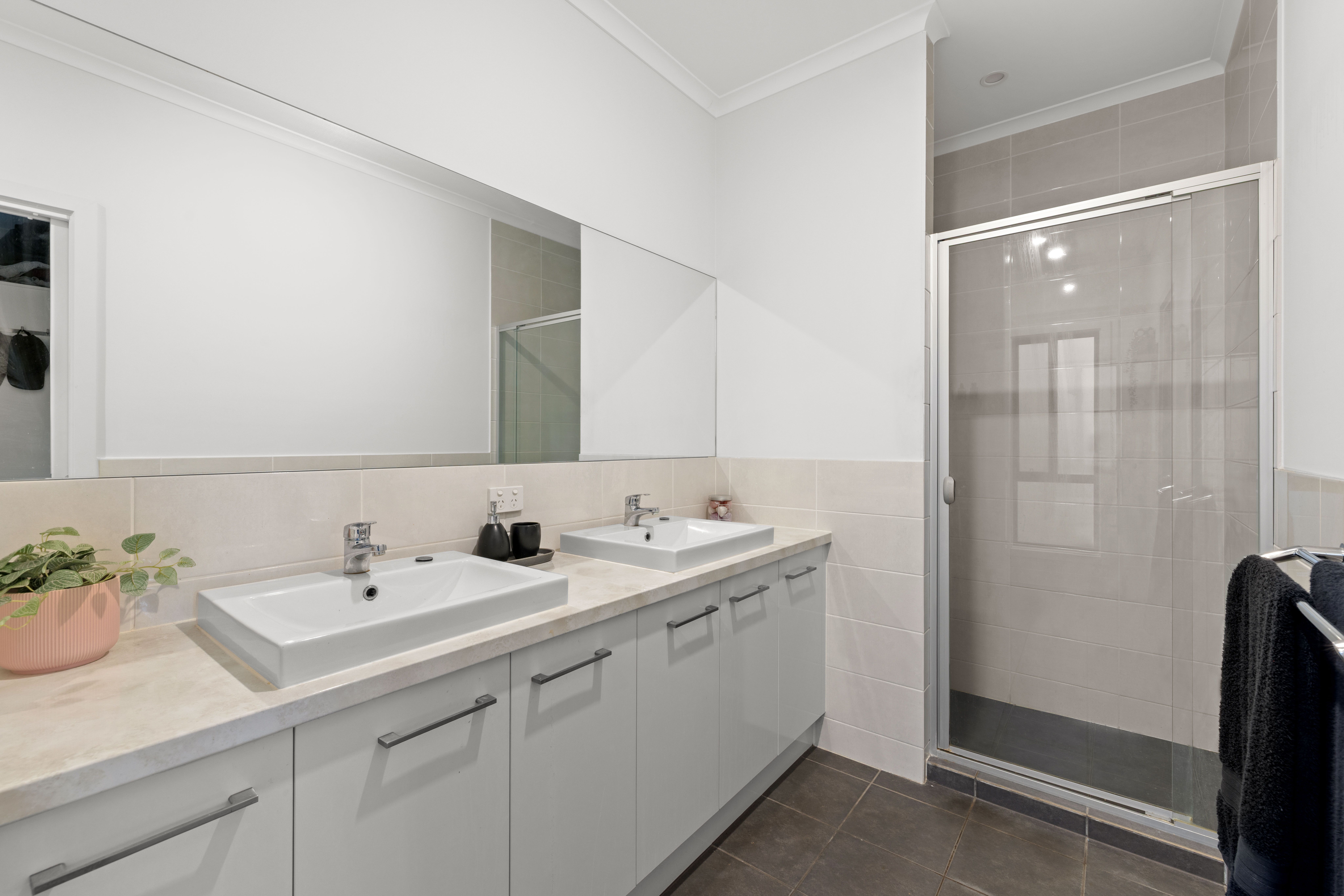 17 Whelan Avenue — photo 13 of 24