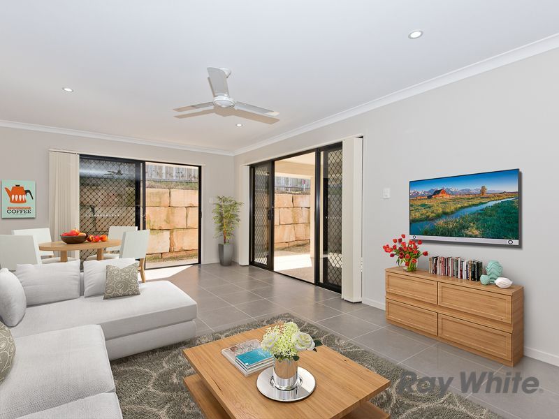 25 Cootharaba Crescent, Warner QLD 4500
