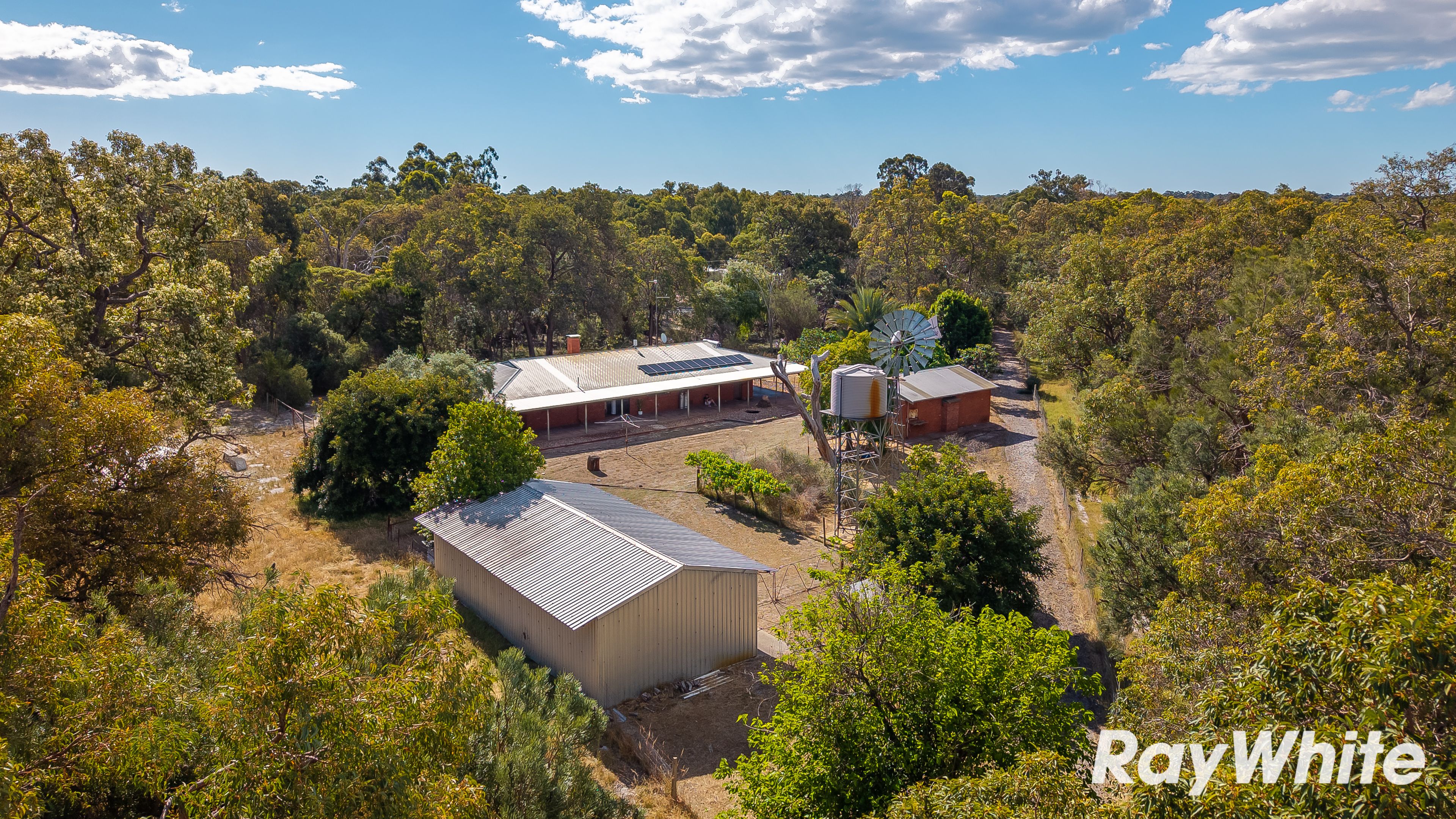 24 Greenwood Way, Barragup, WA 6209