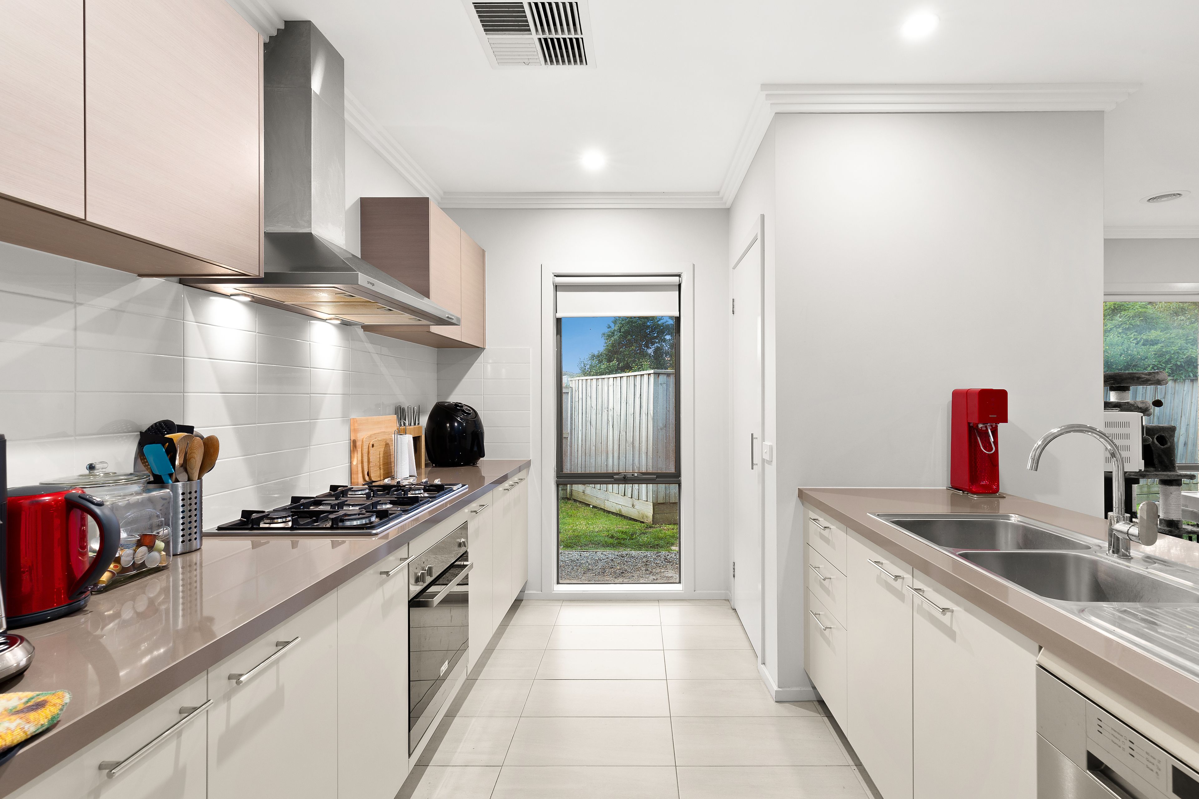 9 Ravensdale Avenue, Officer, VIC 3809