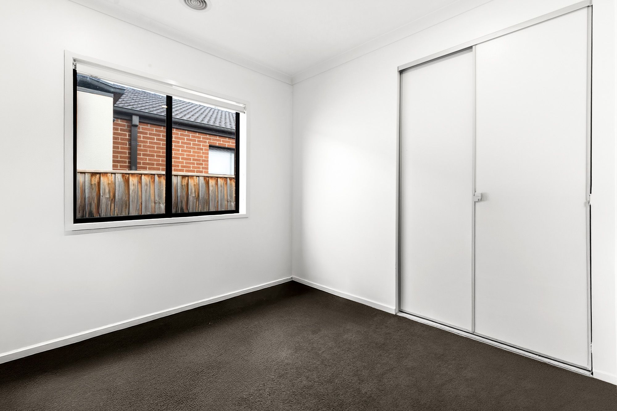 23 Dajarra Avenue — photo 7 of 12