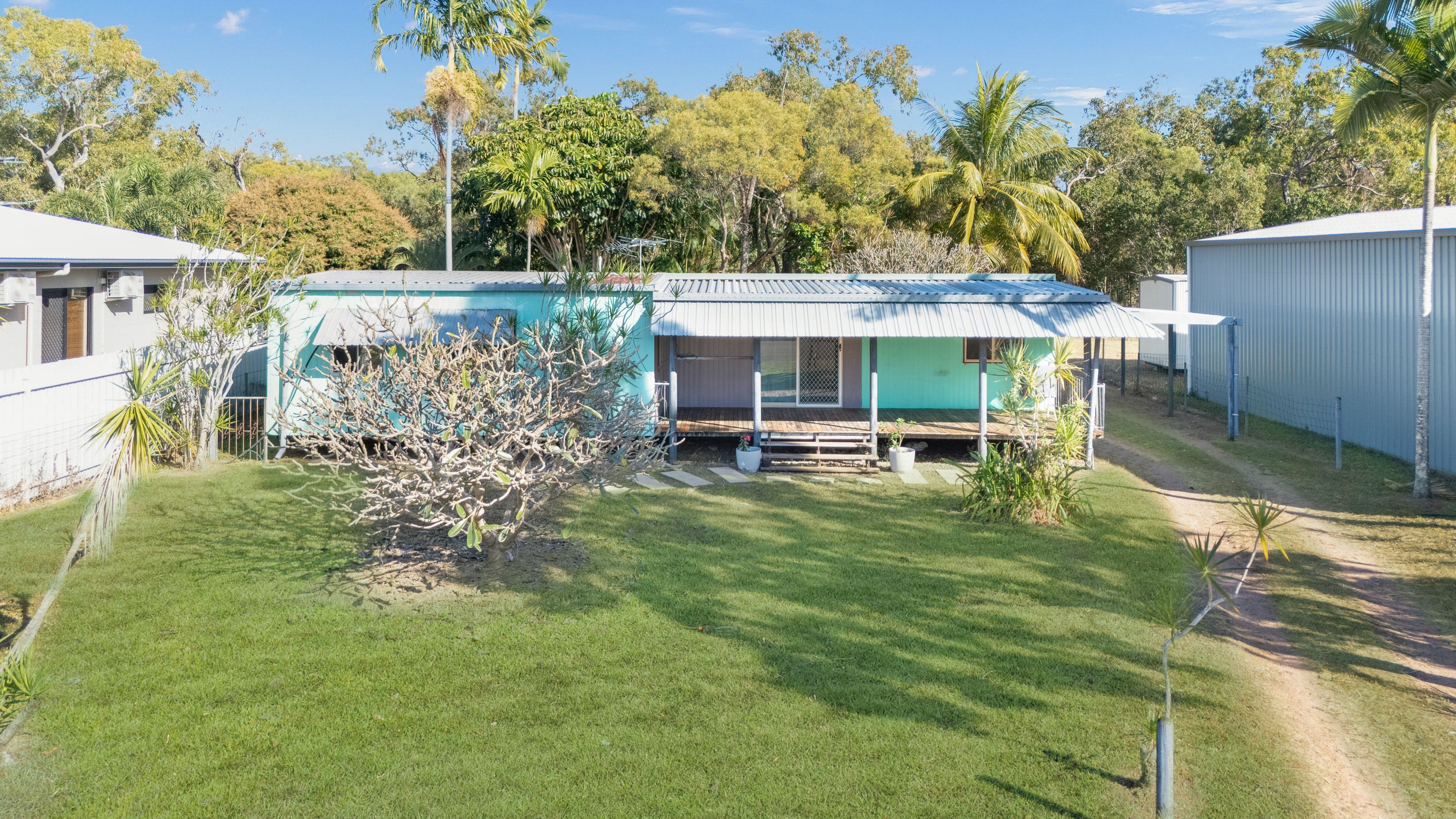 15 Borton Street, Balgal Beach, QLD 4816