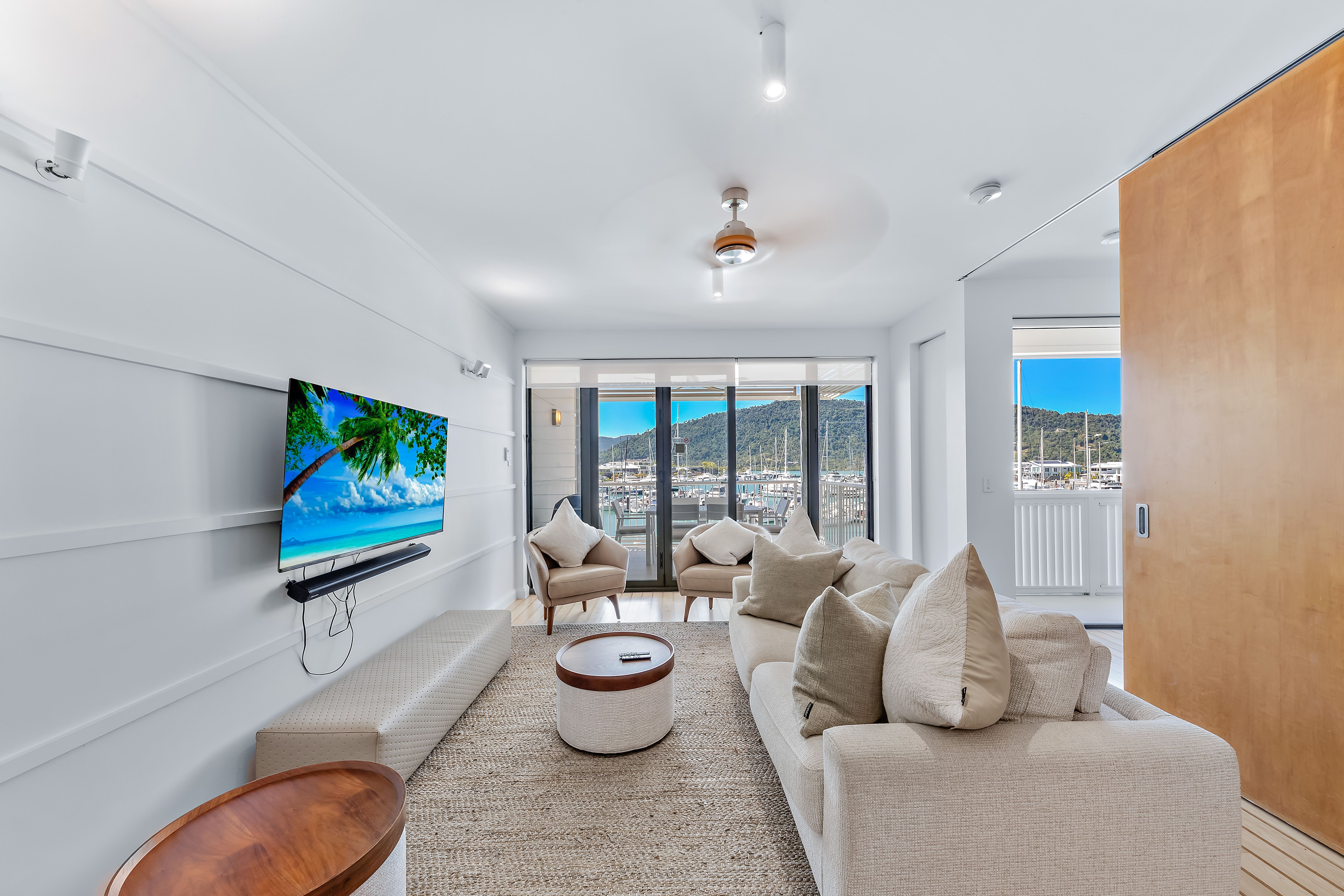 204/33 Port Drive — photo 11 of 18