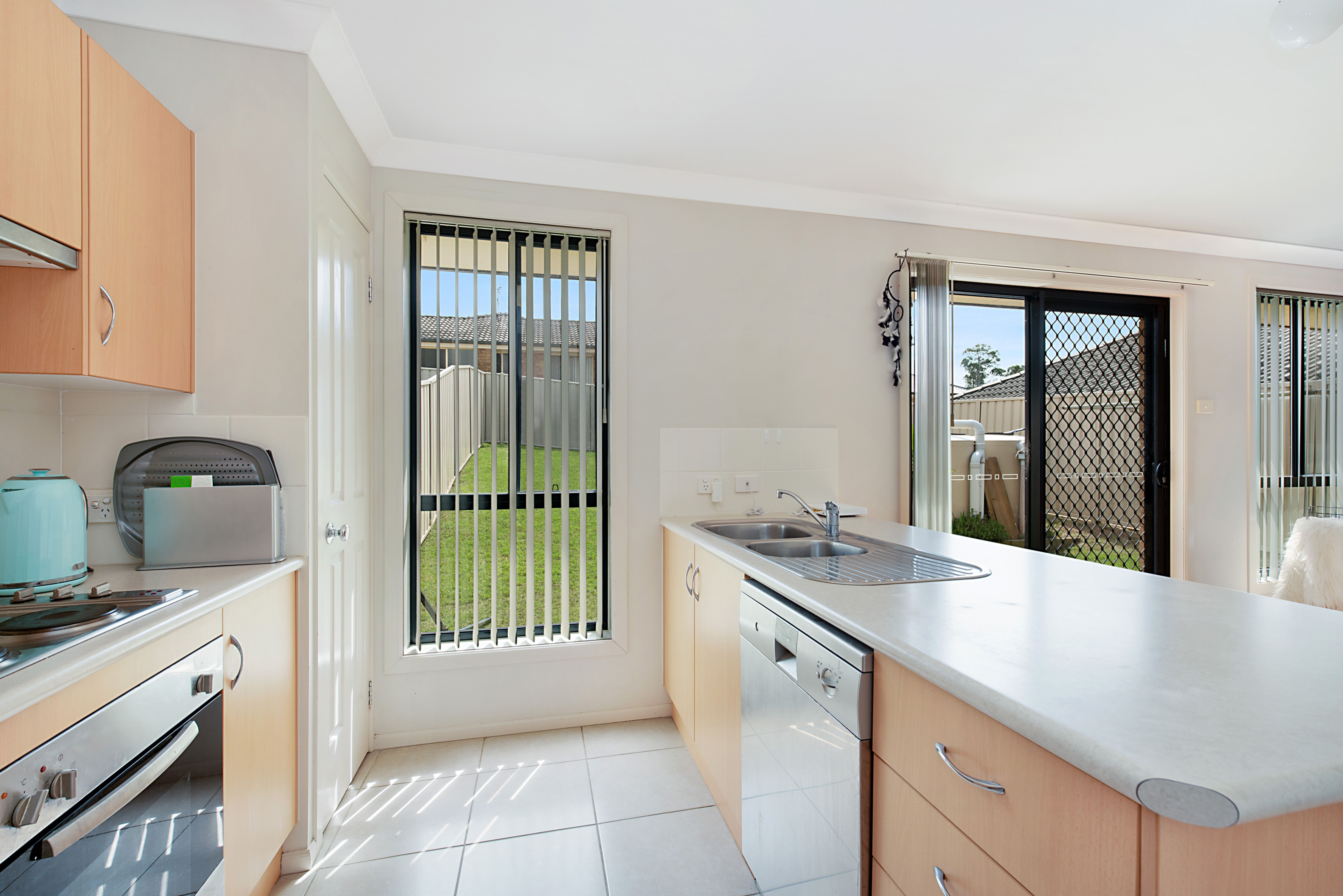 2/87 Clayton Crescent, Rutherford, NSW 2320