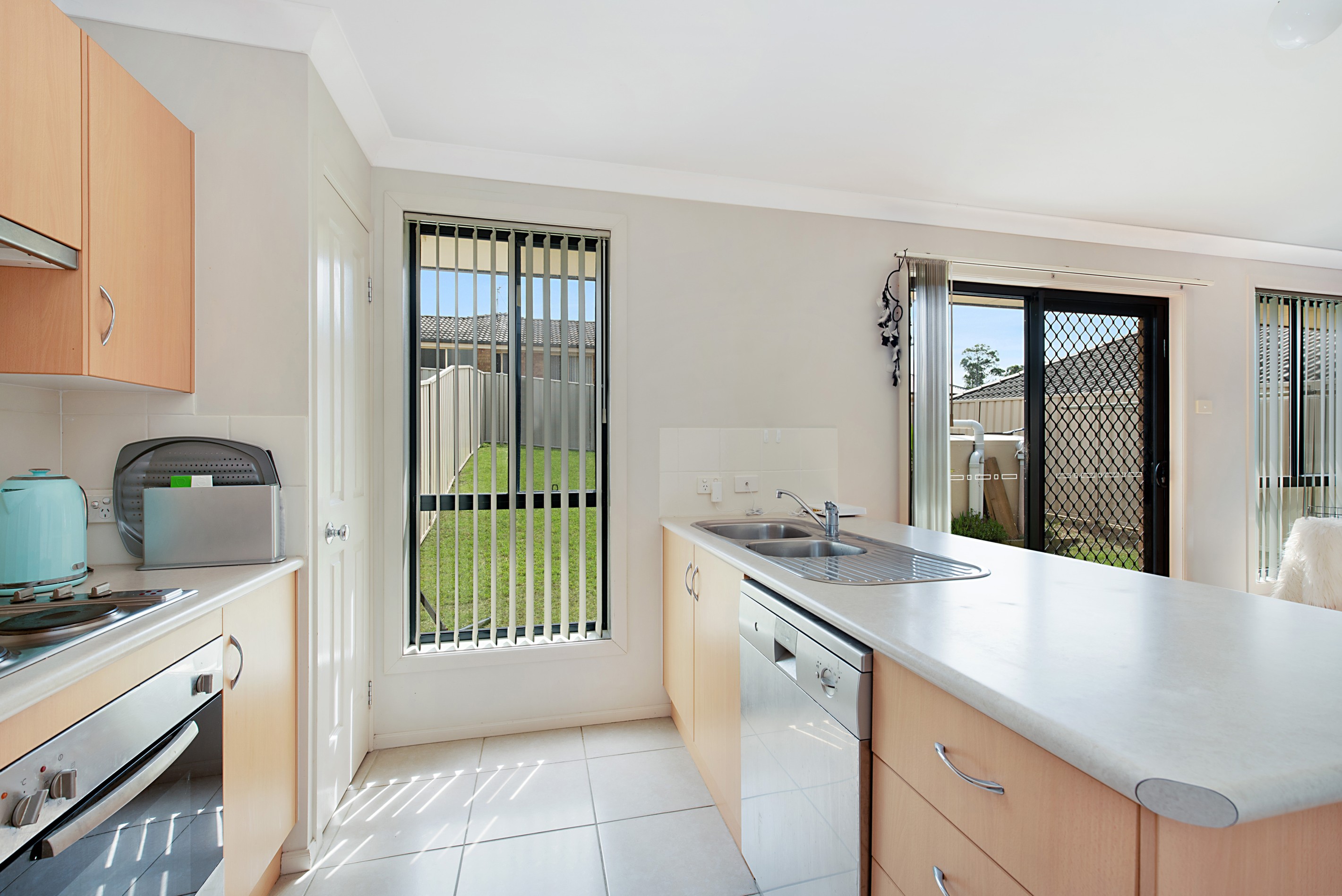 2/87 Clayton Crescent, Rutherford, NSW 2320
