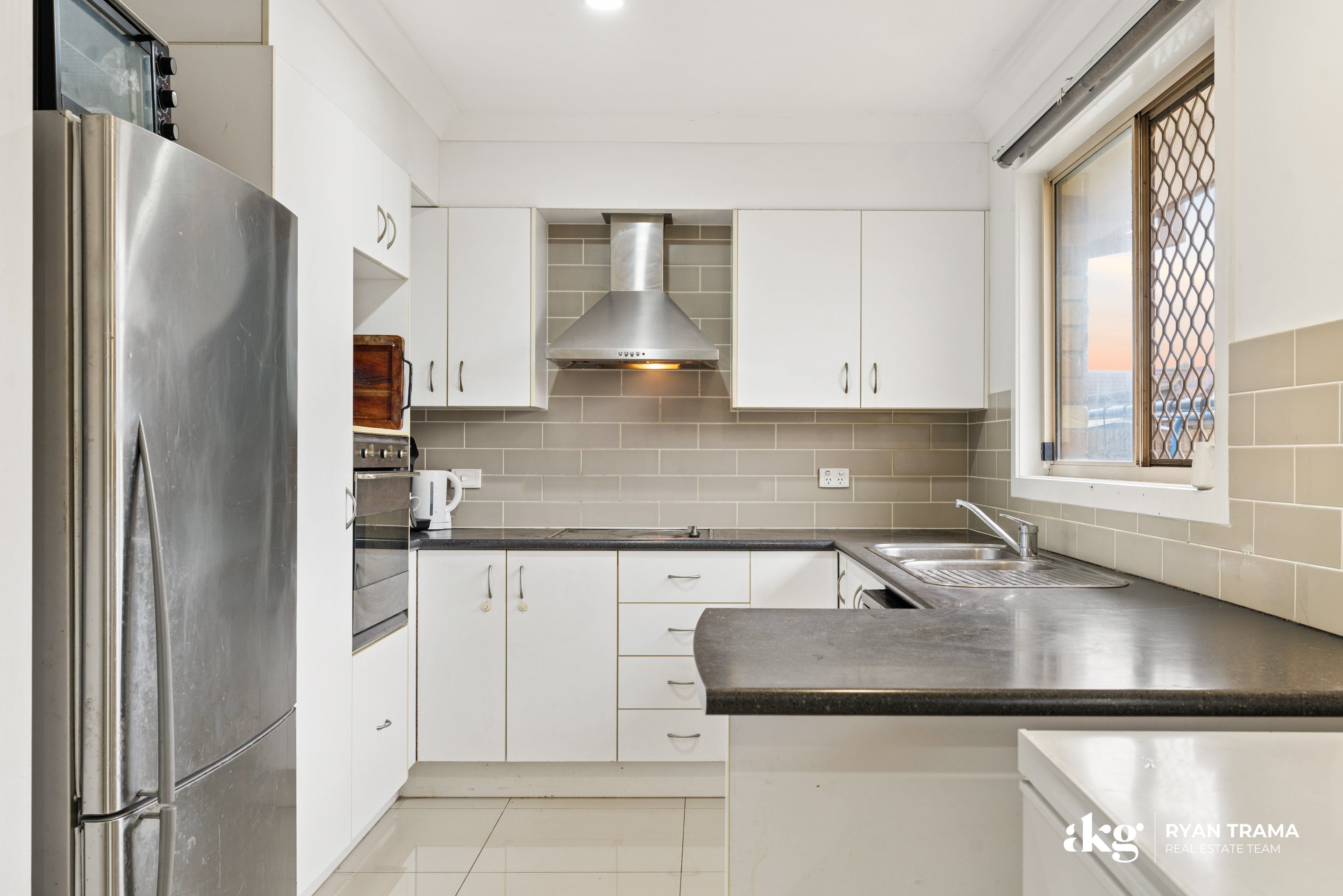 14 Lake Wivenhoe Court — photo 10 of 30