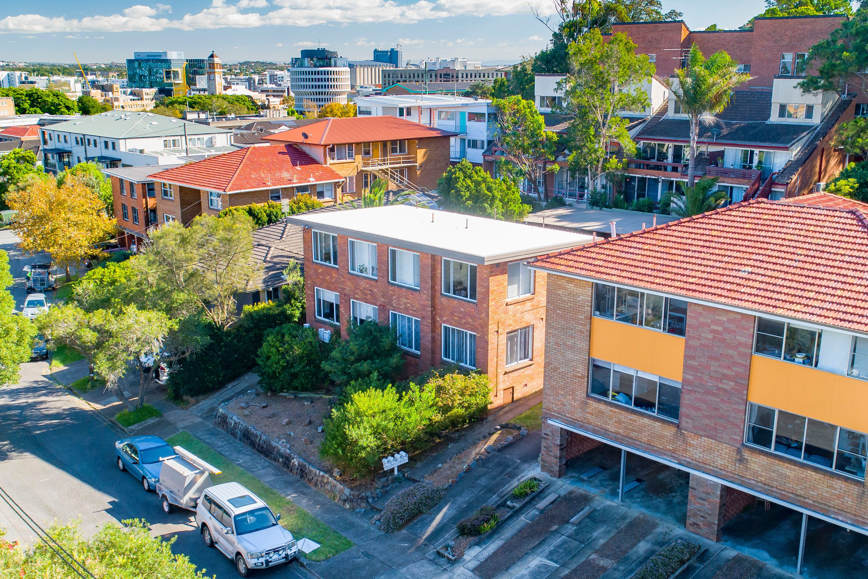 7 Mosbri Crescent — photo 7 of 10
