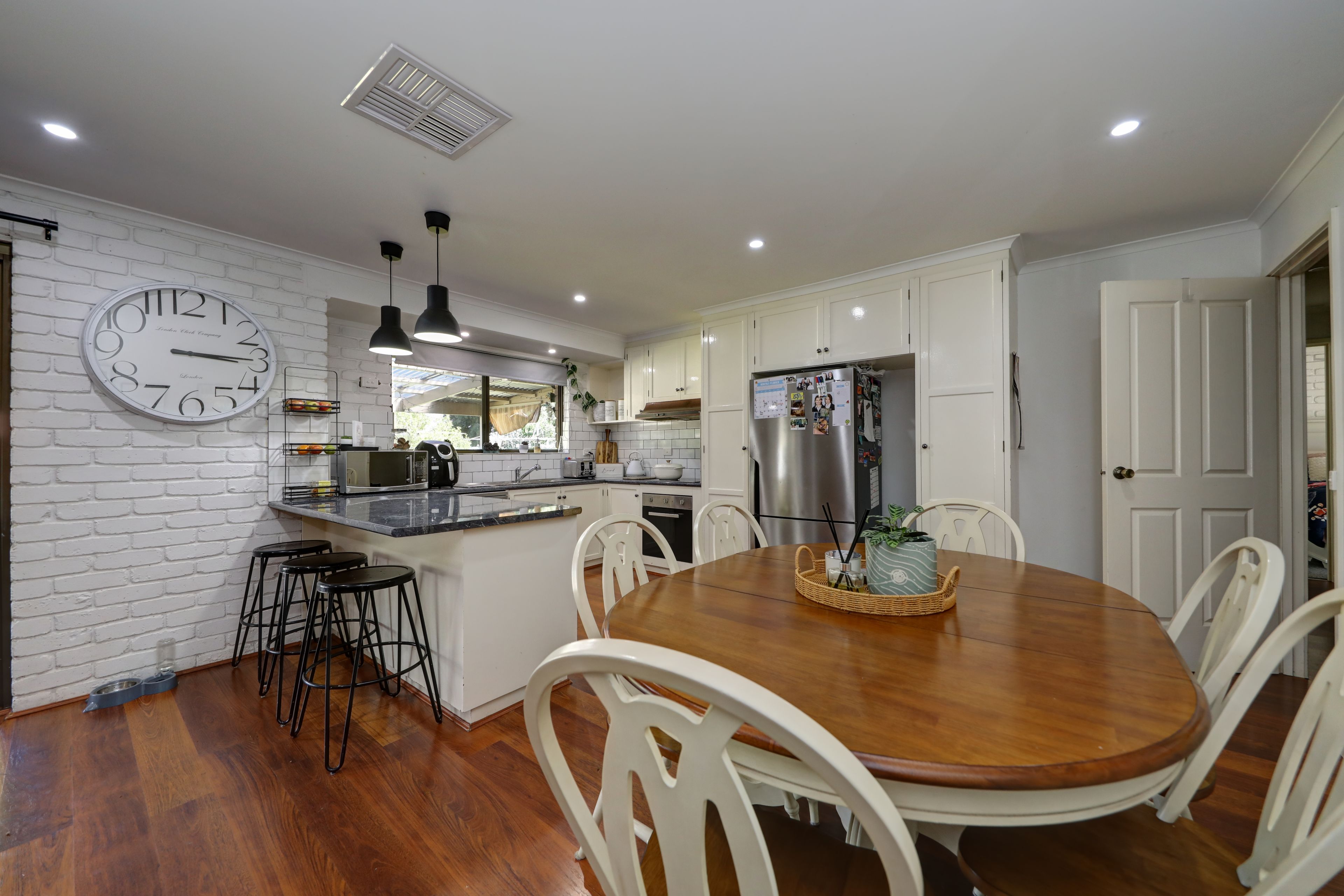 25 Brooks Avenue — photo 7 of 16
