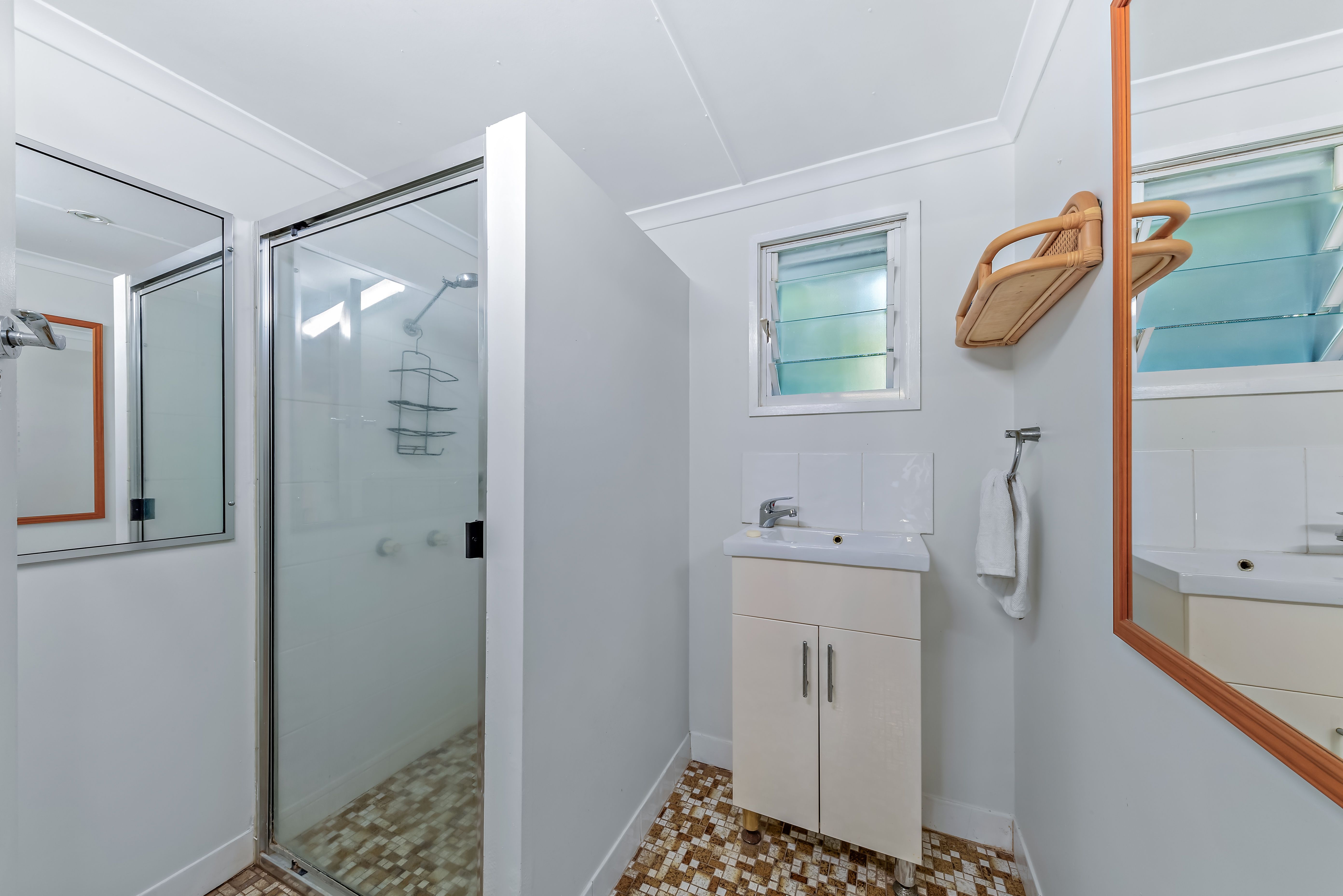 9 Hillcrest Avenue — photo 19 of 26