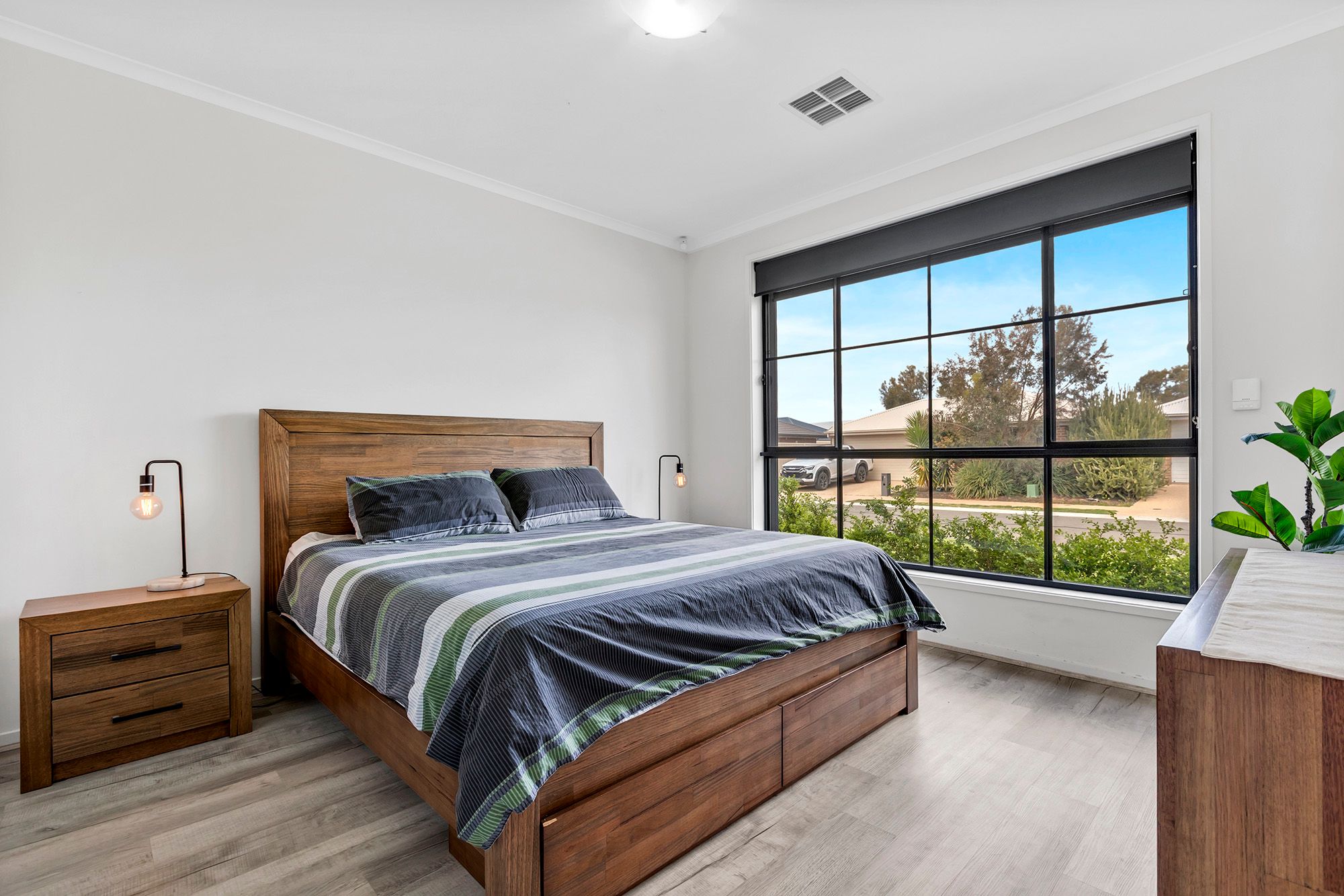 5 Lauren Lane, Munno Para West, SA 5115