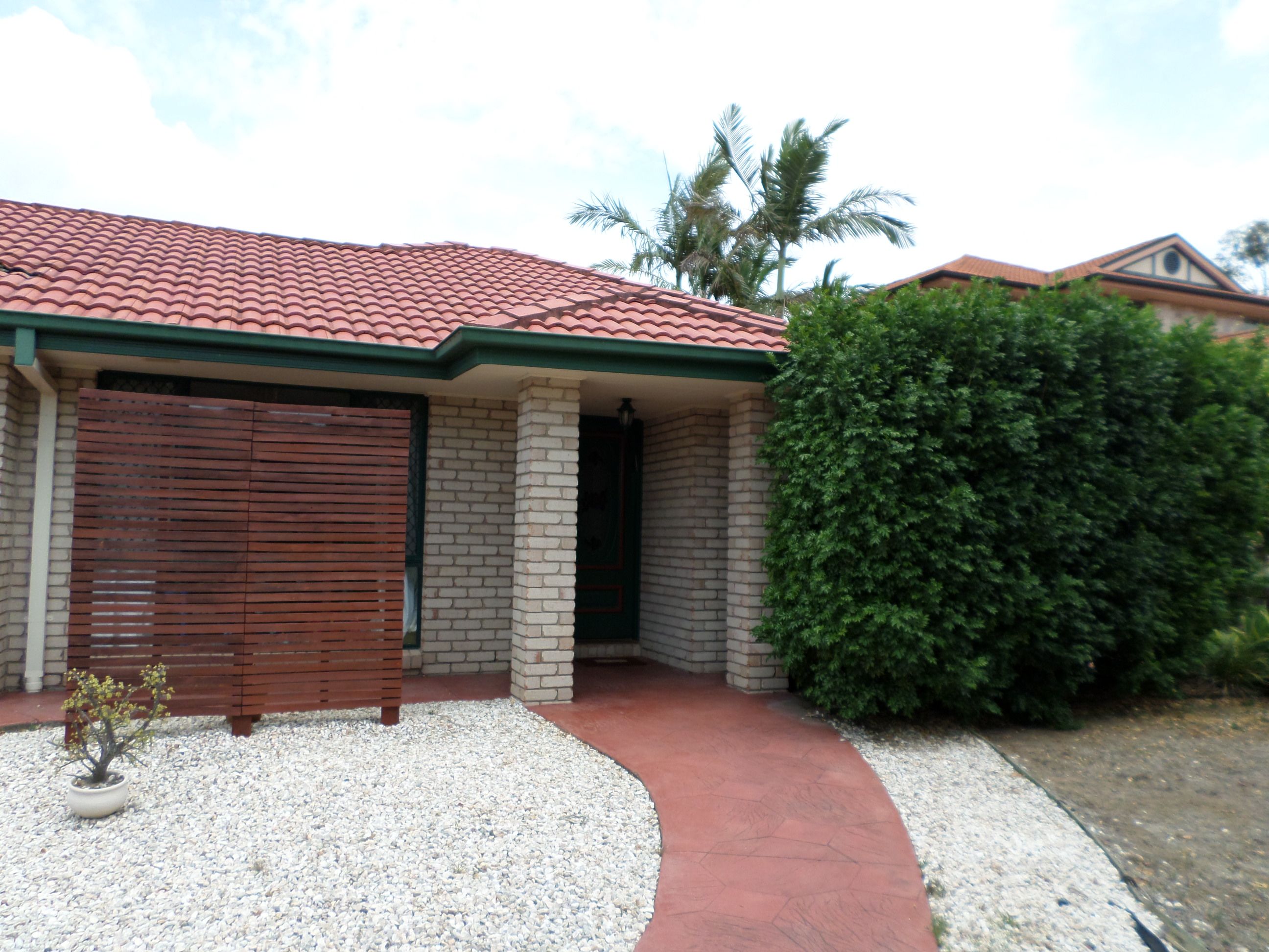 2 Ruling Close, Sinnamon Park, QLD 4073