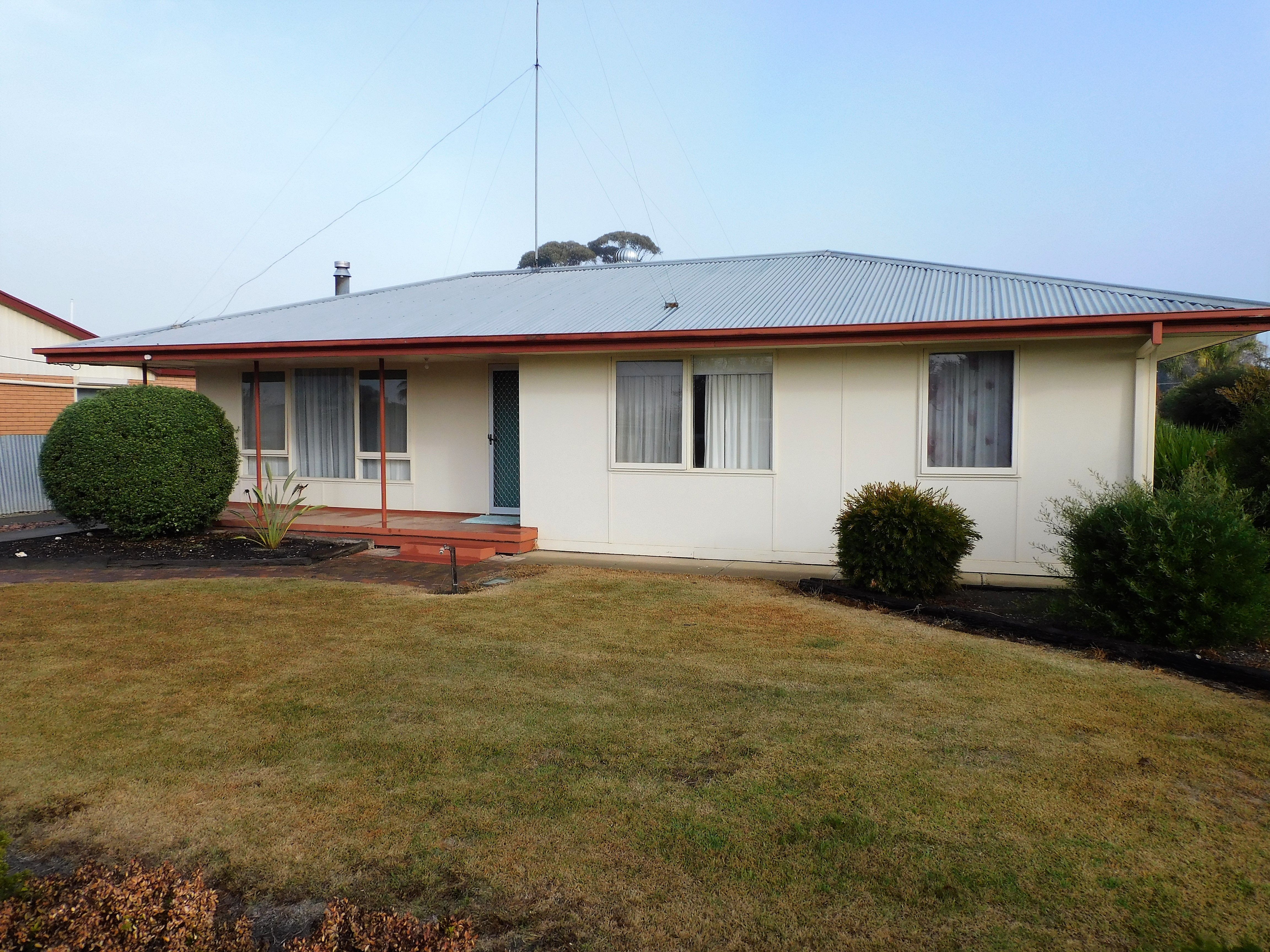 33 Campbell Street, Bordertown SA 5268