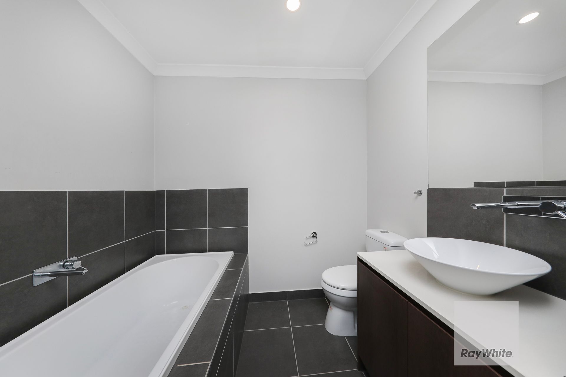 16 Zenith Walk — photo 14 of 24