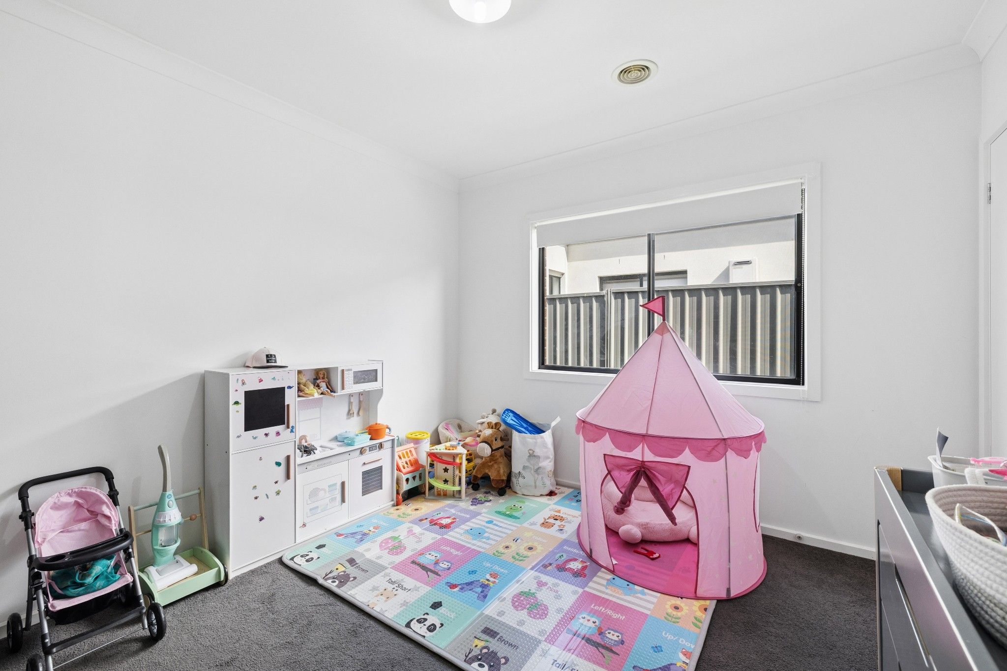 9 Constance Street — photo 8 of 30