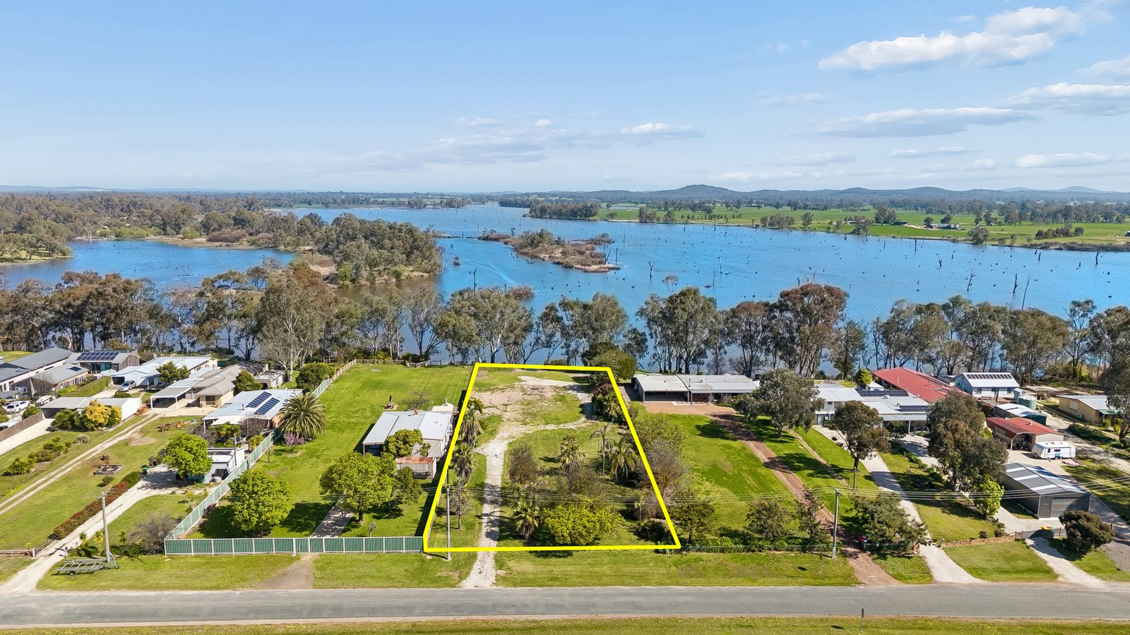 16 Mcleod Street, Kirwans Bridge, VIC 3608