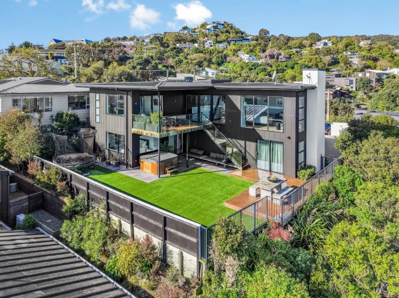 5 Howard Road, Eastbourne