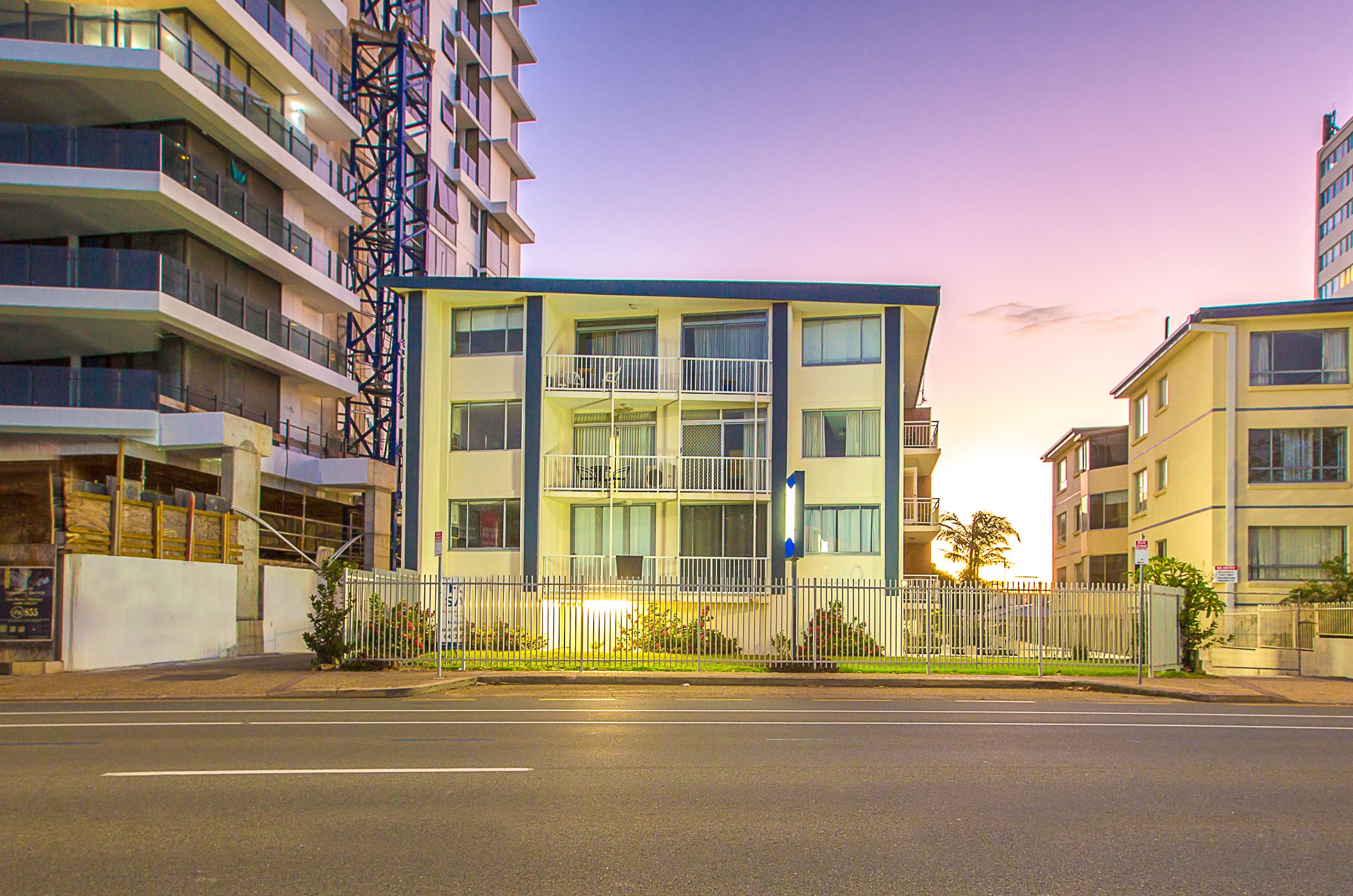 1/120 the Esplanade, Surfers Paradise, QLD 4217