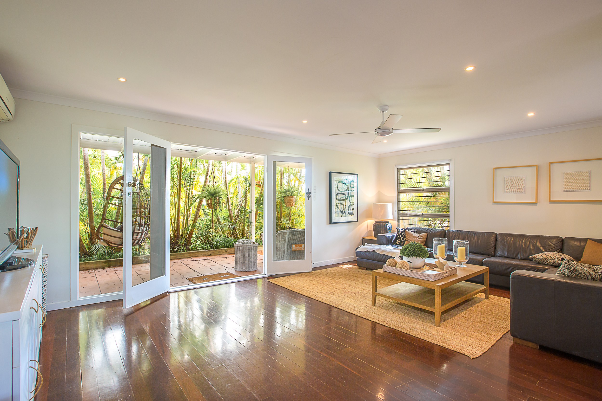 24 Savoy Drive, Broadbeach Waters, QLD 4218