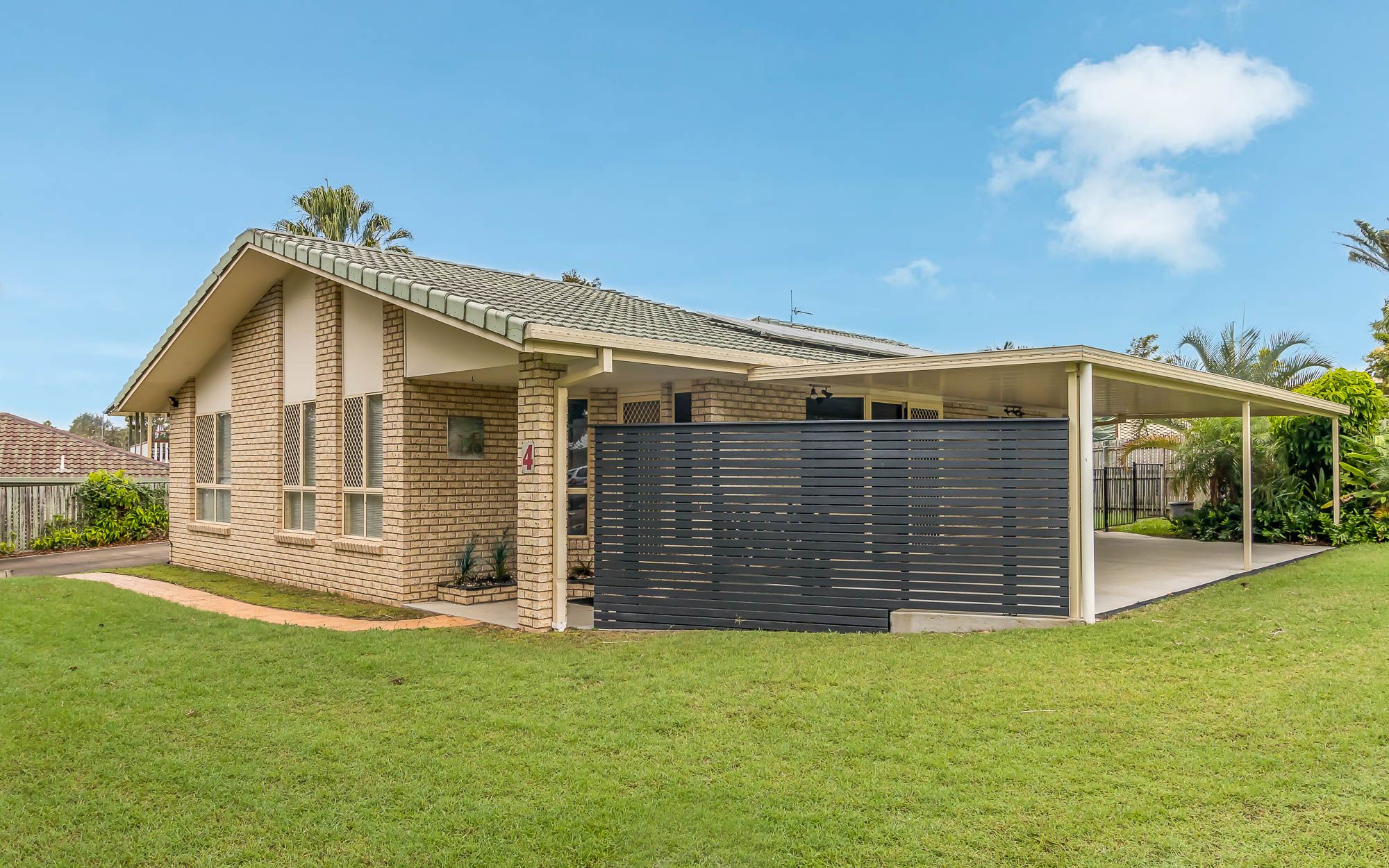 4 Cassia Avenue, Scarness QLD 4655