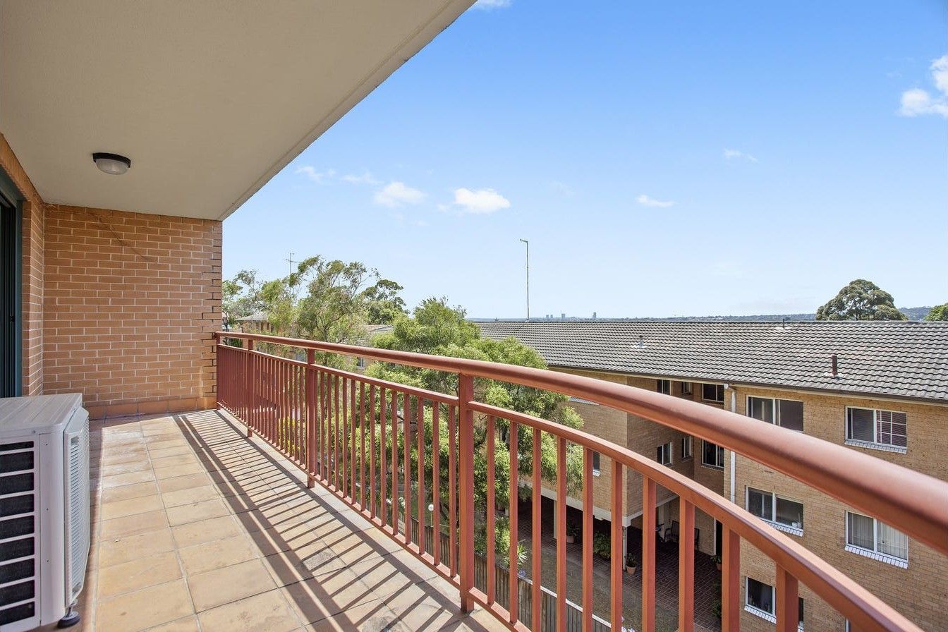 5/3 Devlin Street — photo 3 of 5
