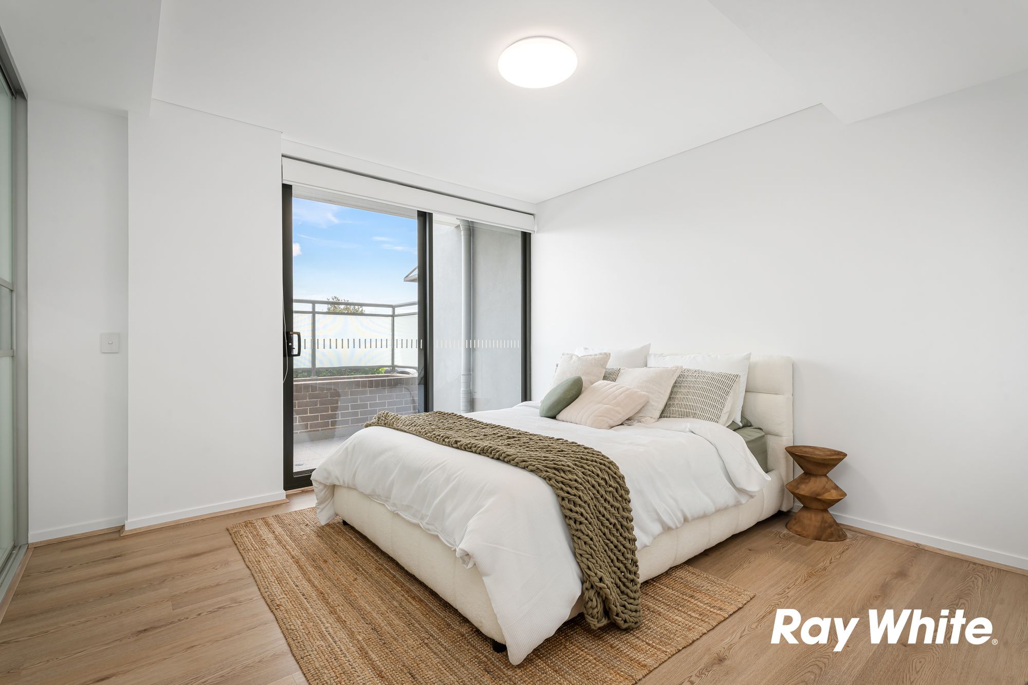 5/6 Bingham Street — photo 5 of 9