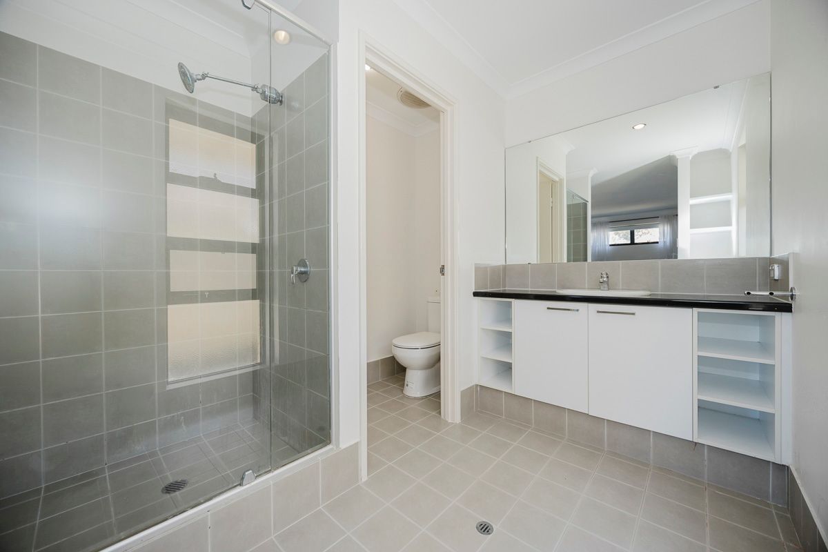 65 Kardan Drive — photo 9 of 17