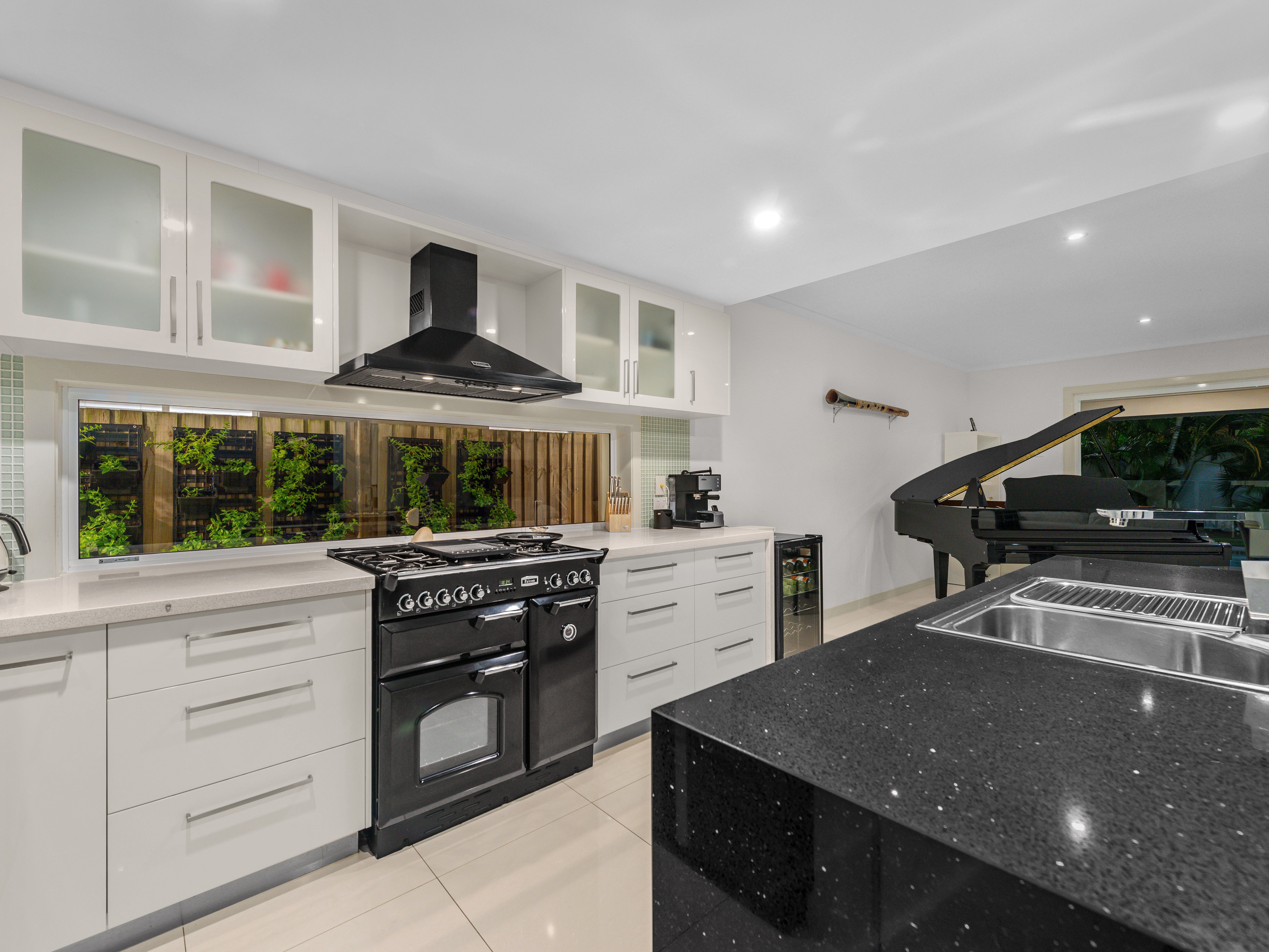 30 Burilda Street, Hendra, QLD 4011