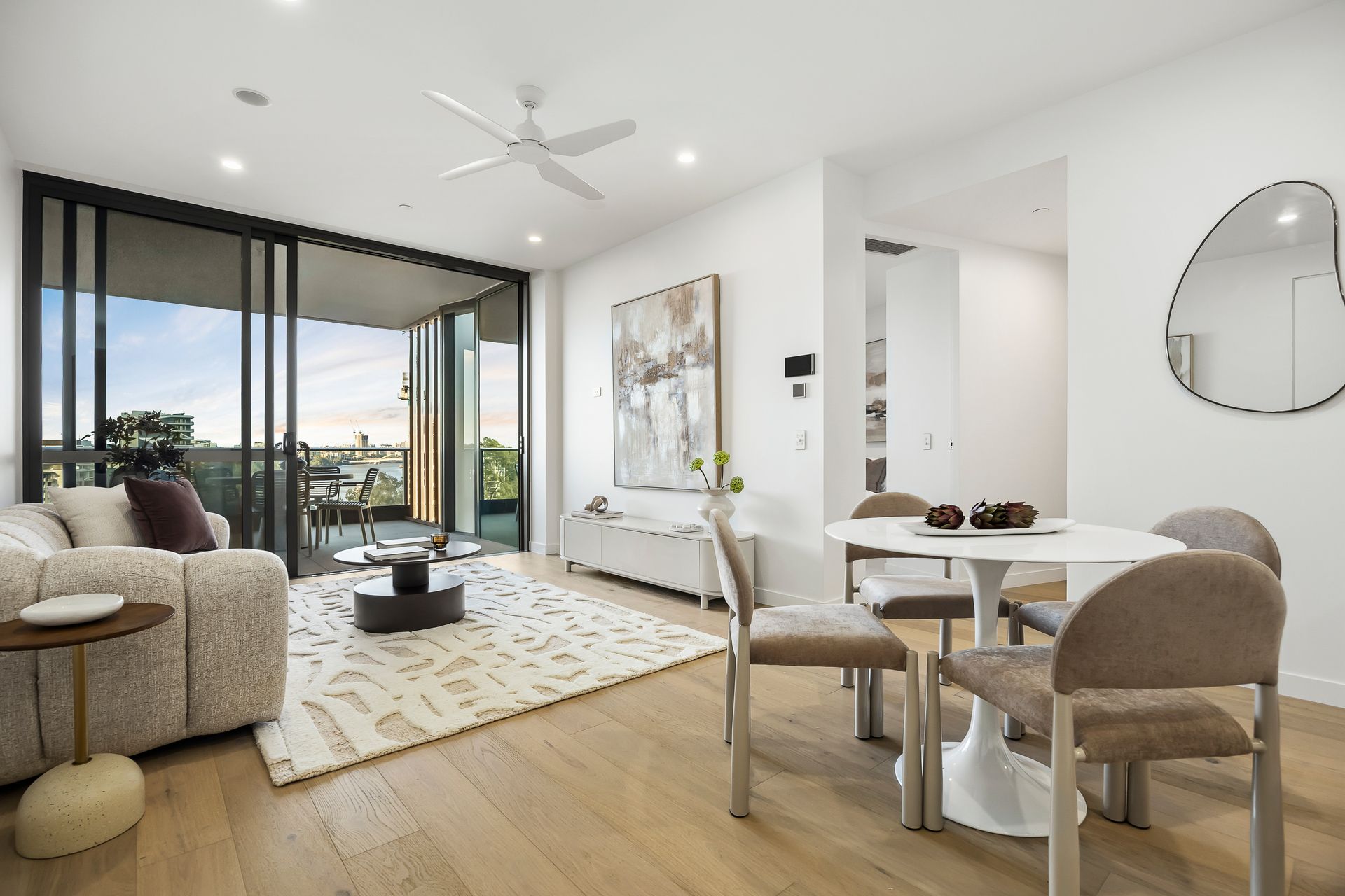 21006/600 Coronation Drive — photo from Ray White New Farm