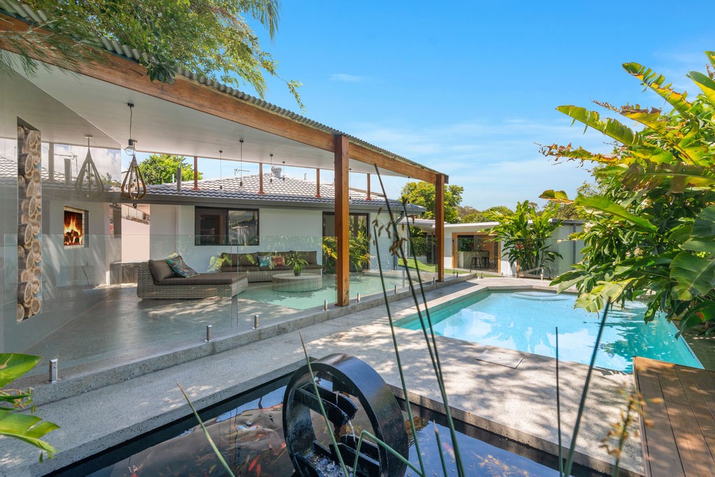 13 Kauri Court, Palm Beach, QLD 4221