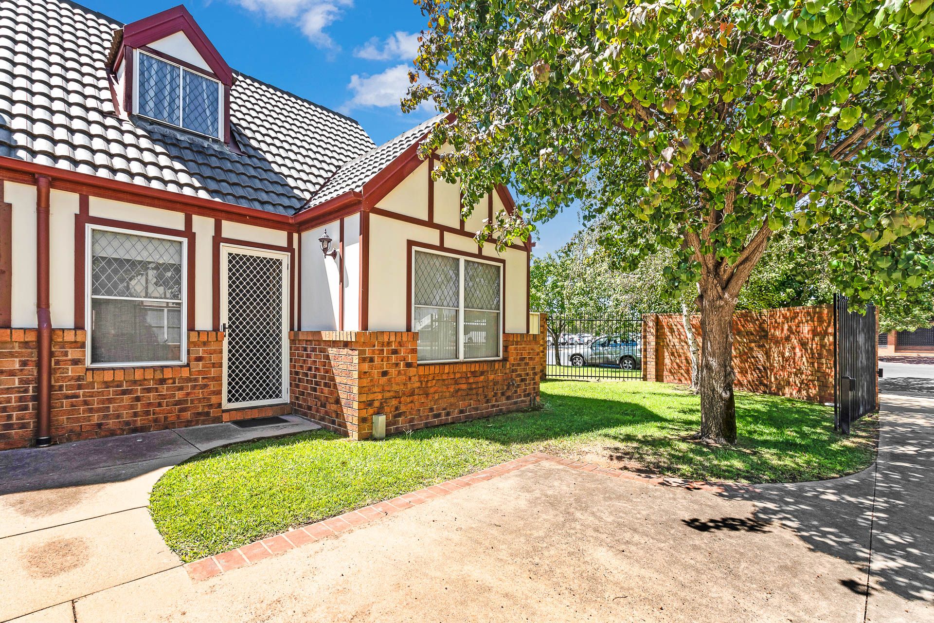 43-45 Meninya Street, Moama NSW 2731