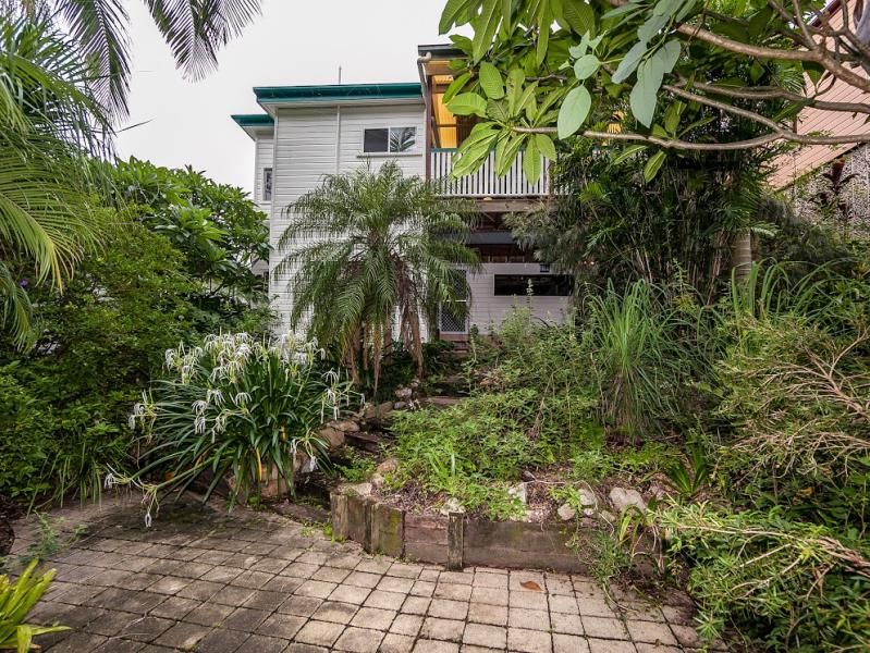 6 Soudan Street, Bardon, QLD 4065