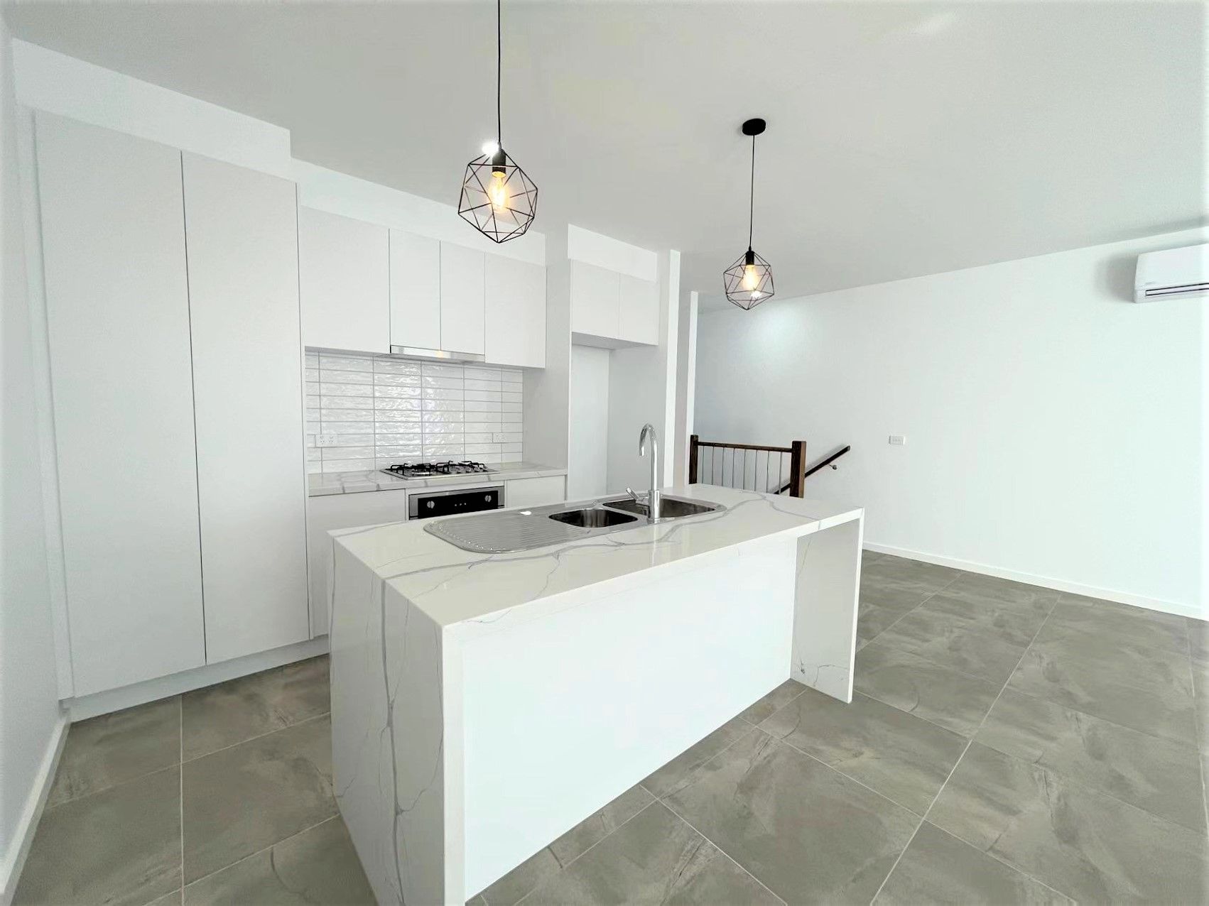 2/22 Olive Street, Reservoir, VIC 3073