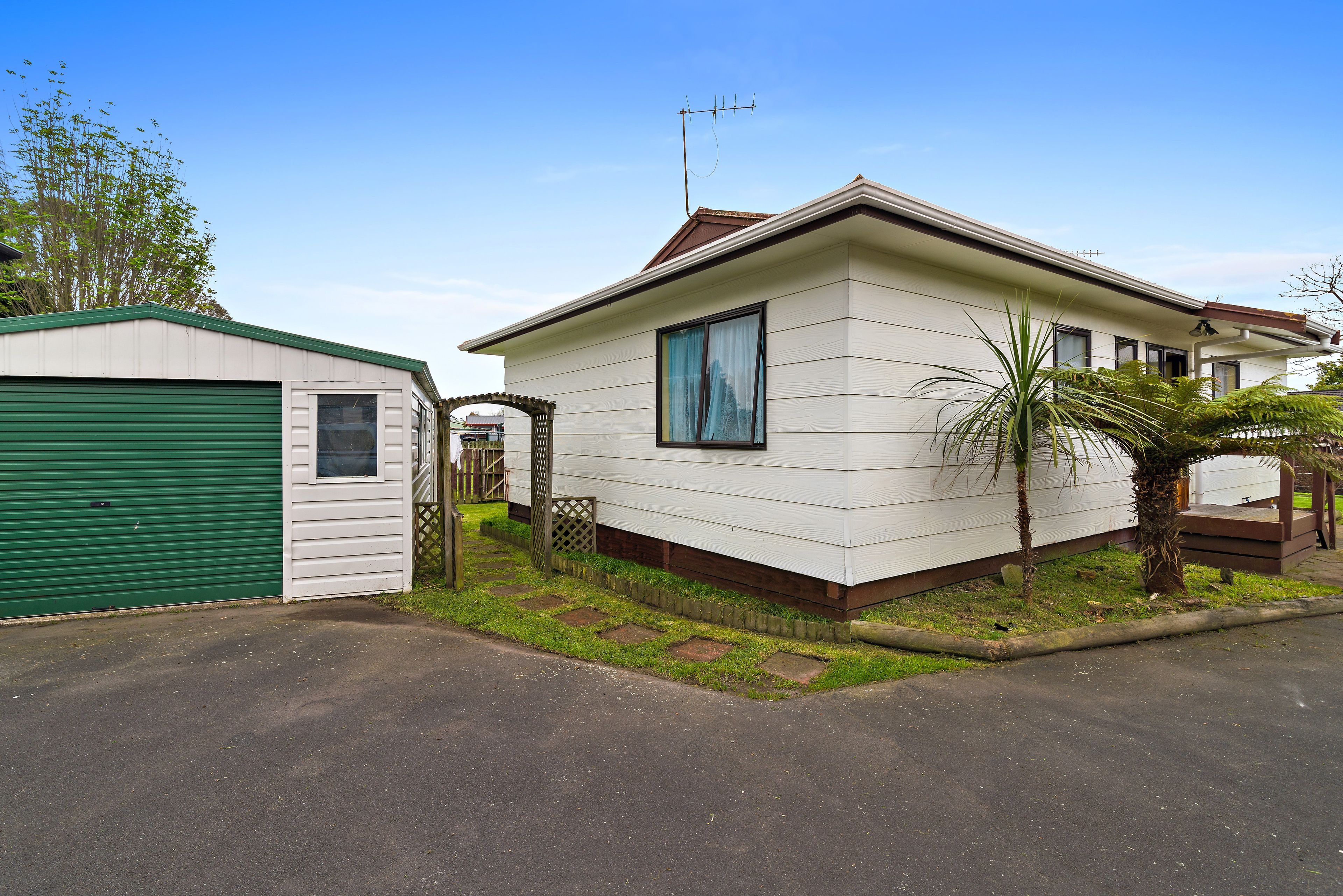 55A Aquarius Drive, Kawaha Point, Rotorua District
