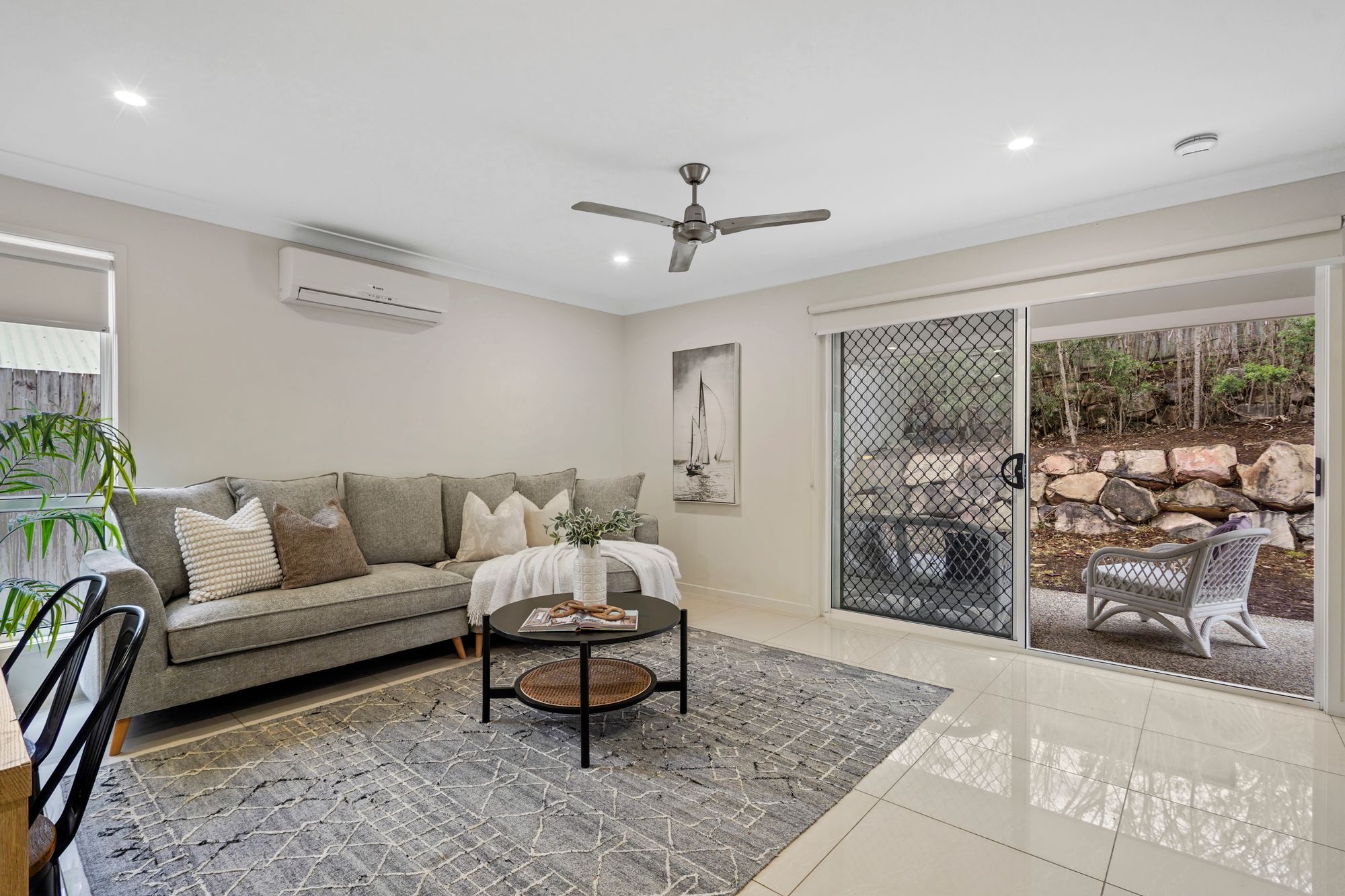 10 Haven Drive — photo 3 of 18