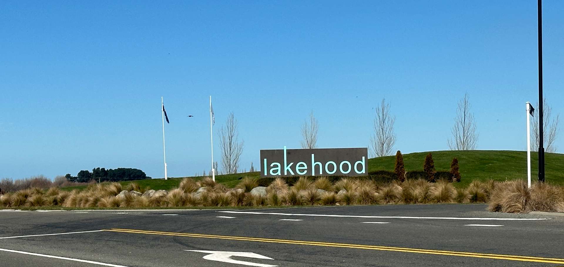 2 Ash Lane, Lake Hood photo 2