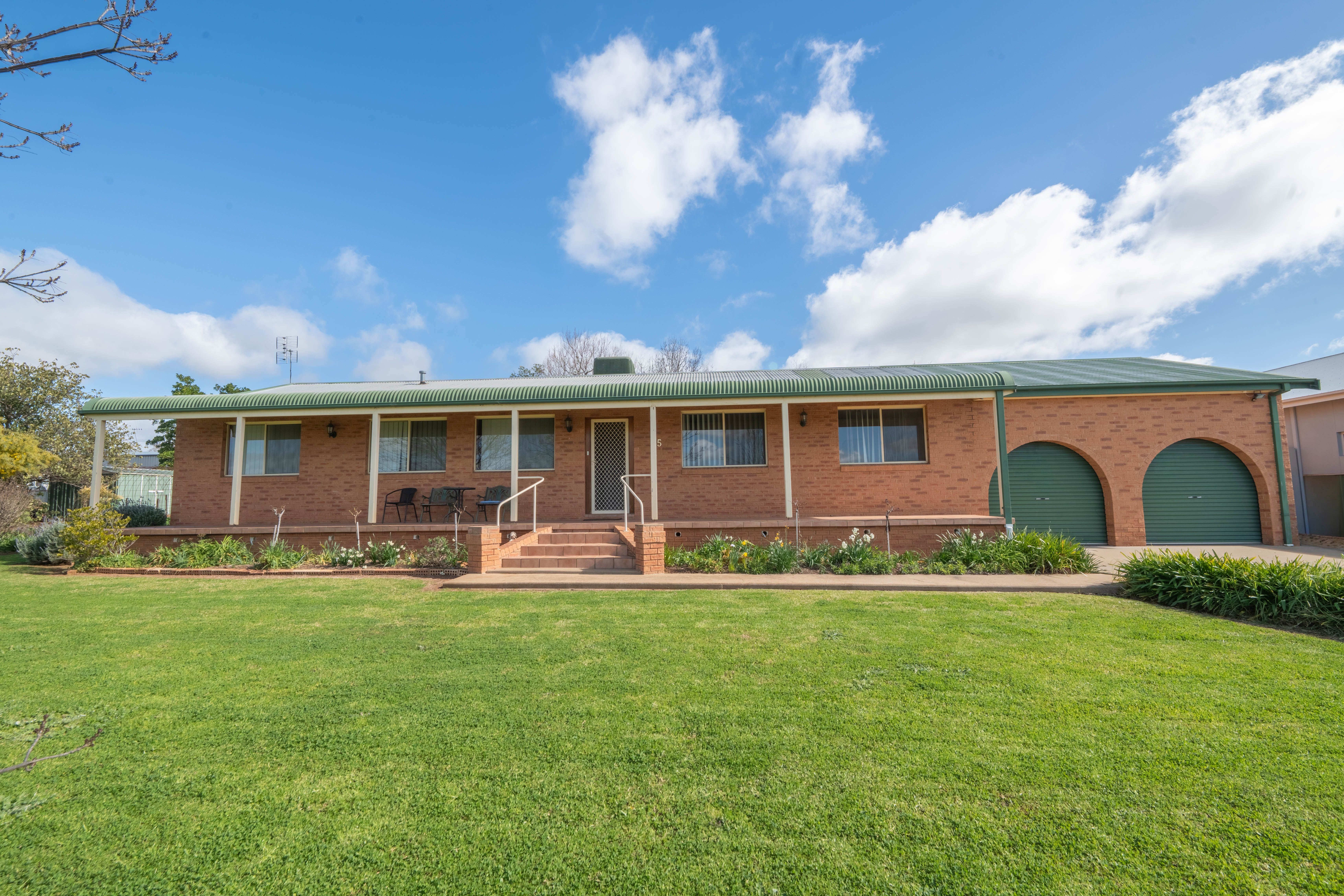 5 Tickner Street, Forbes, NSW 2871